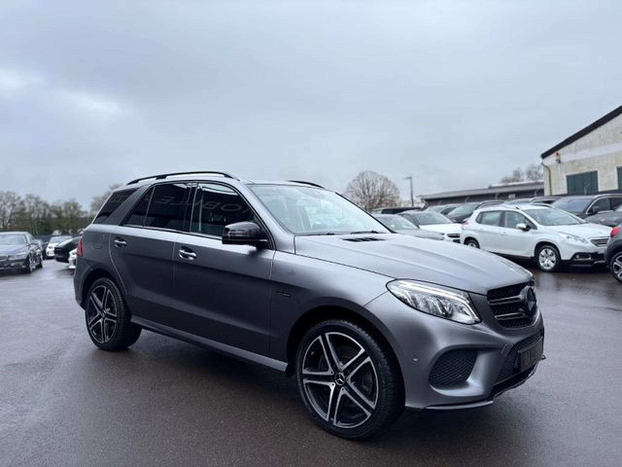 Mercedes GLE 43 AMG GLE 43 AMG 4MATIC* KAMERA*AHK*21 Z.*KEYLESS*PANO (2017) - Photo 5