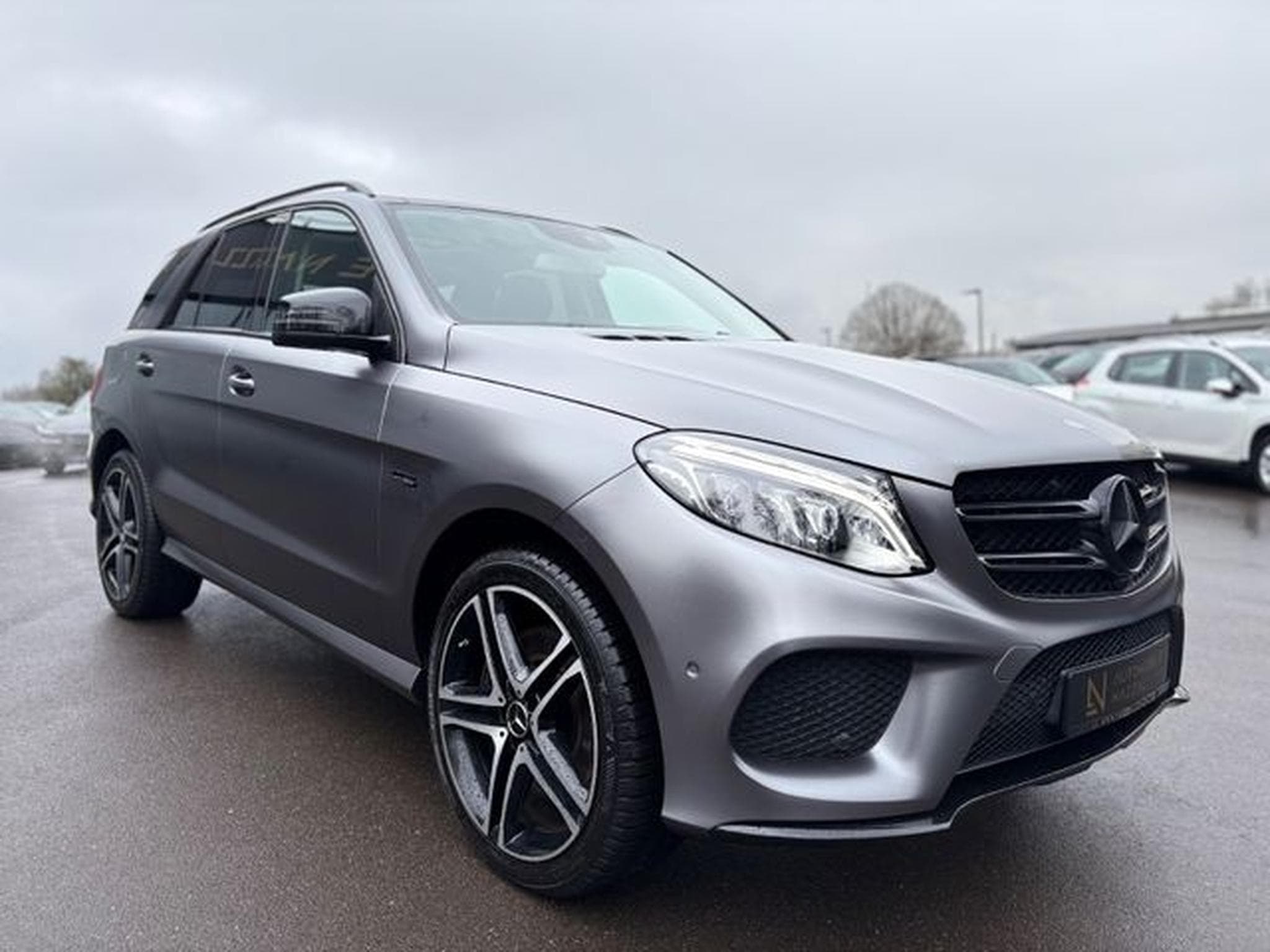 Mercedes GLE 43 AMG GLE 43 AMG 4MATIC* KAMERA*AHK*21 Z.*KEYLESS*PANO (2017) - Photo 6