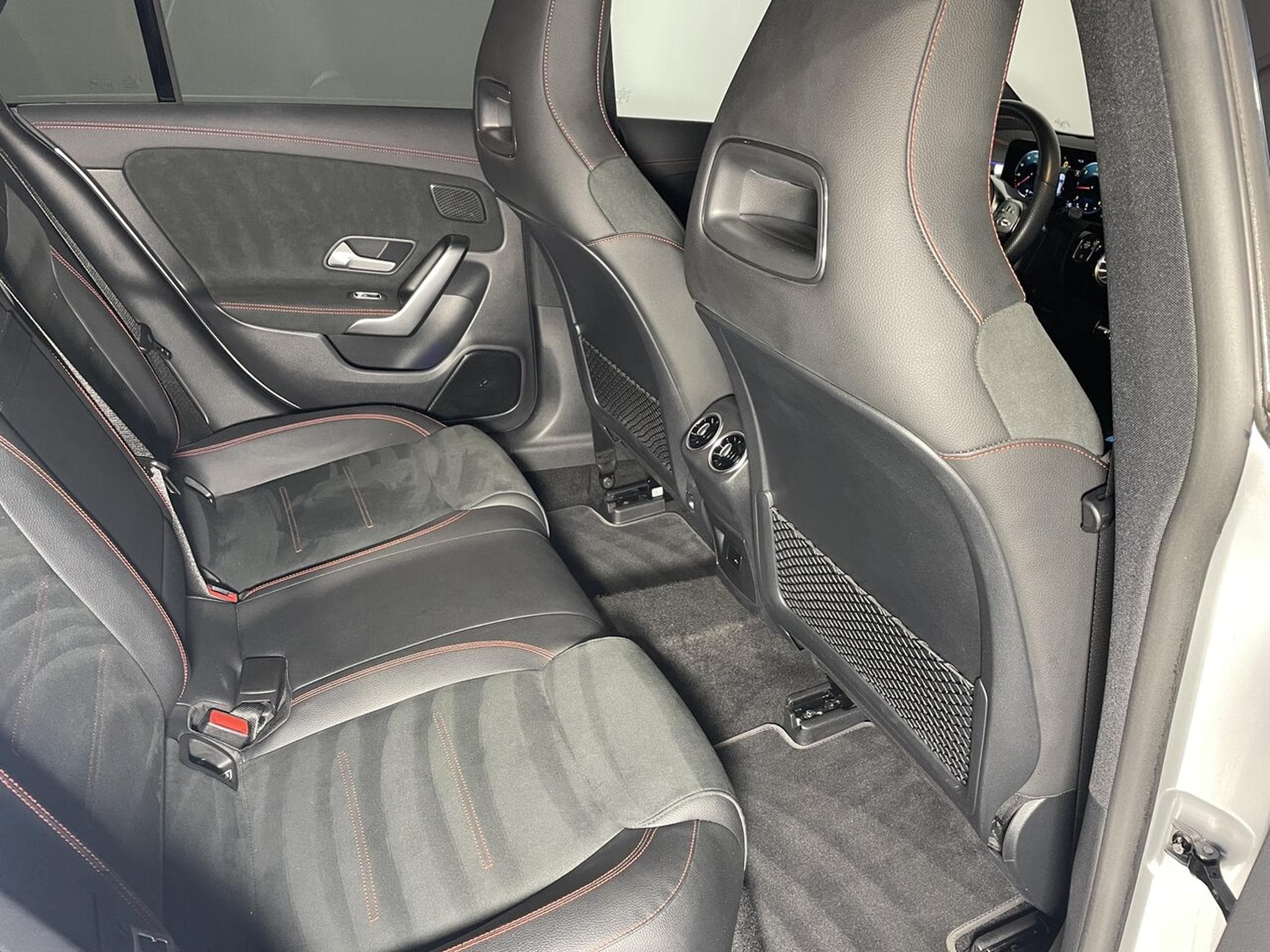Mercedes CLA 200 AMG LINE GPS AMGLINE (2021) - Photo 12