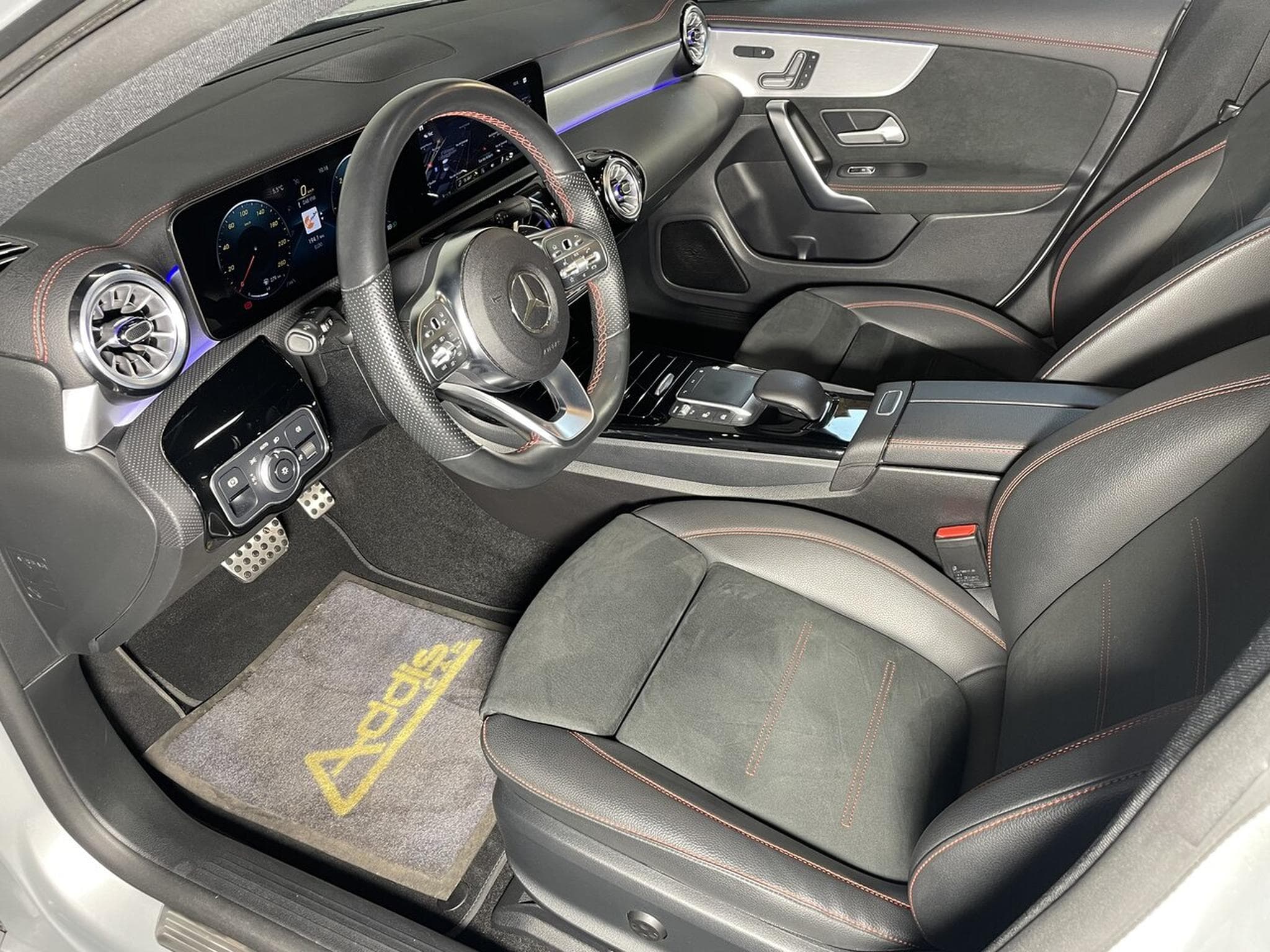 Mercedes CLA 200 AMG LINE GPS AMGLINE (2021) - Photo 9