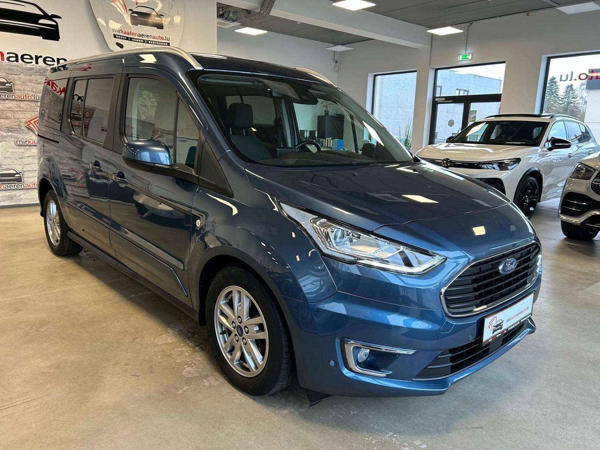 Ford Tourneo Grand Tourneo Connect (2021) - Photo 2