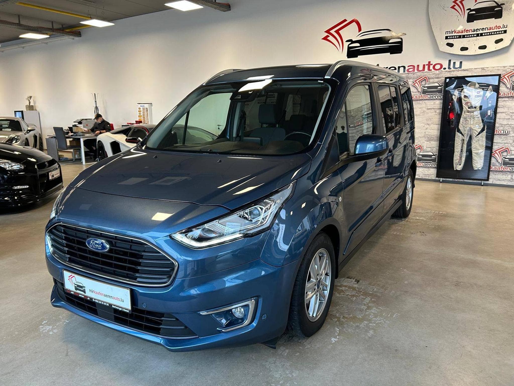 Ford Tourneo Grand Tourneo Connect (2021) - Photo 6