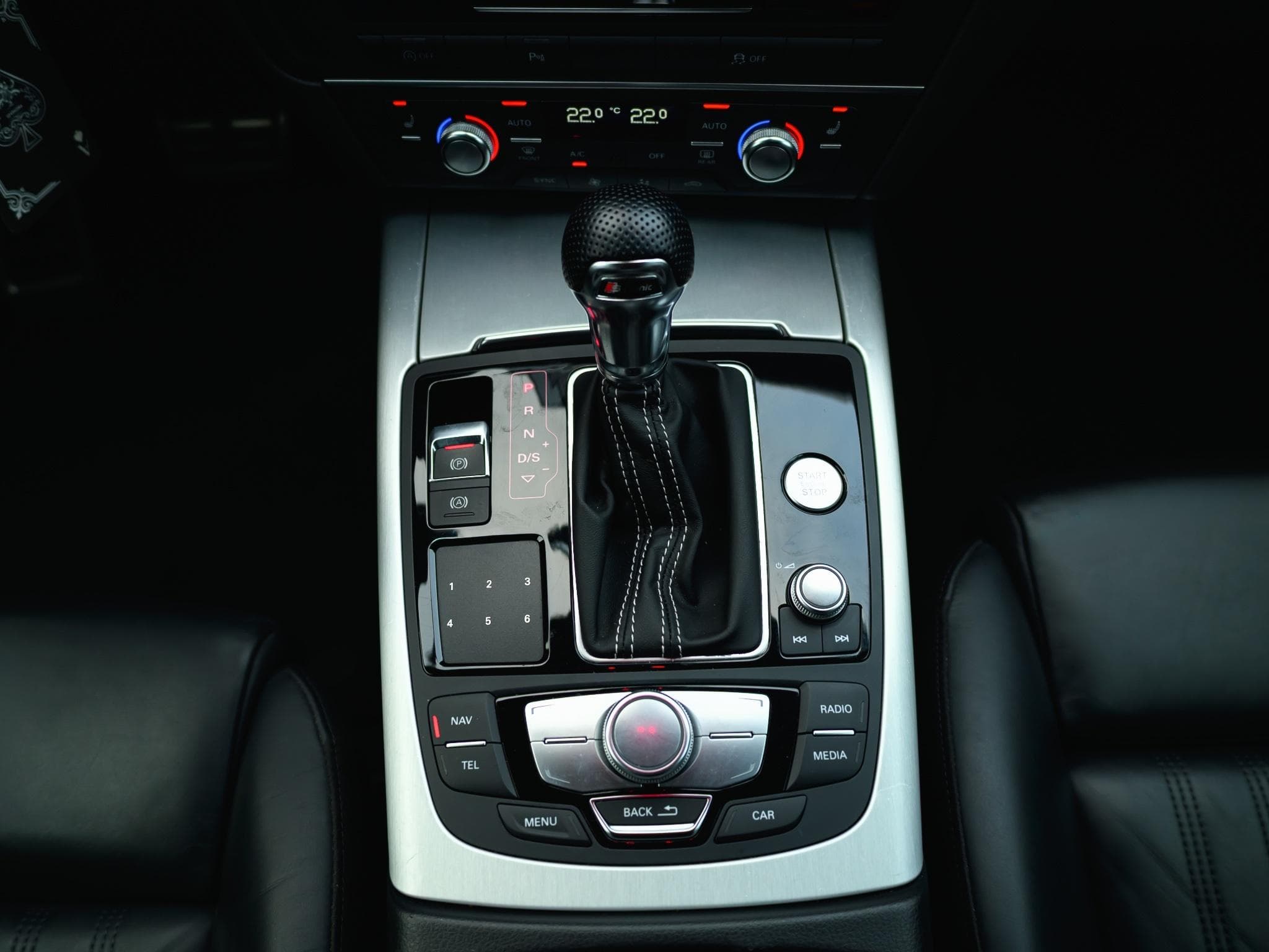 Audi A6 S-line (2017) - Photo 10