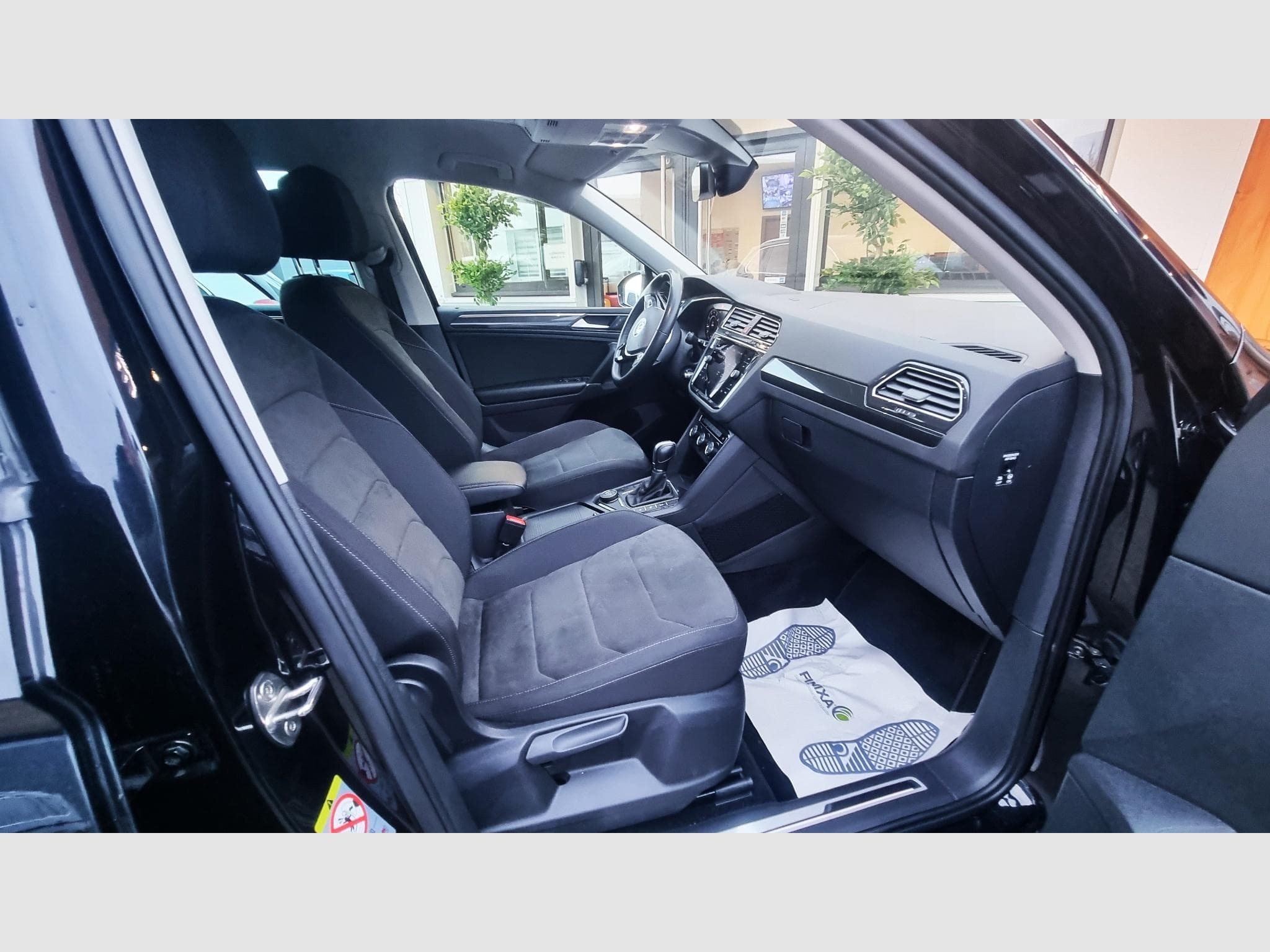 VW Tiguan 2.0 TSI 180CH HIGHLINE 4MOTION DSG7 (2018) - Photo 13