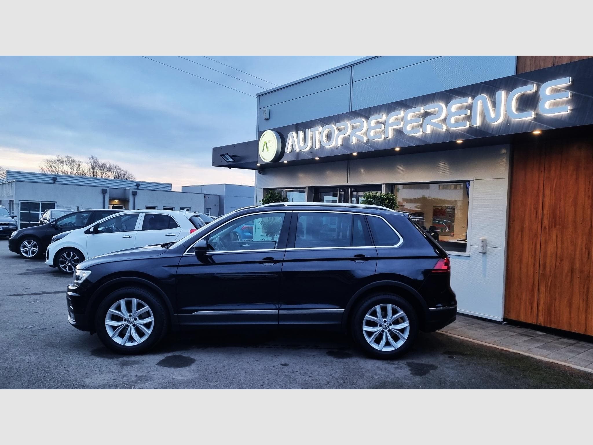 VW Tiguan 2.0 TSI 180CH HIGHLINE 4MOTION DSG7 (2018) - Photo 7