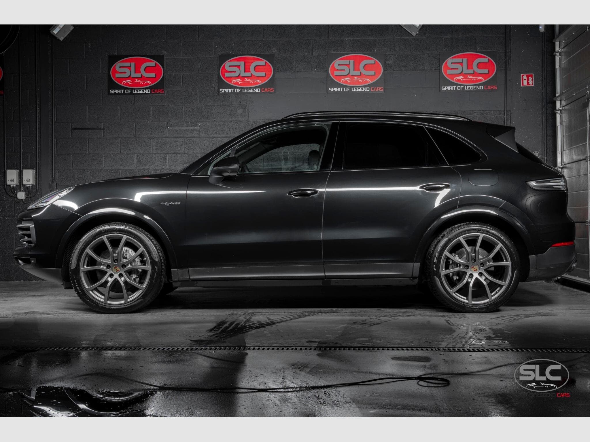 Porsche Cayenne E-Hybrid Platinum Edition 21"/ACC/Panoramic ... (2022) - Foto 2