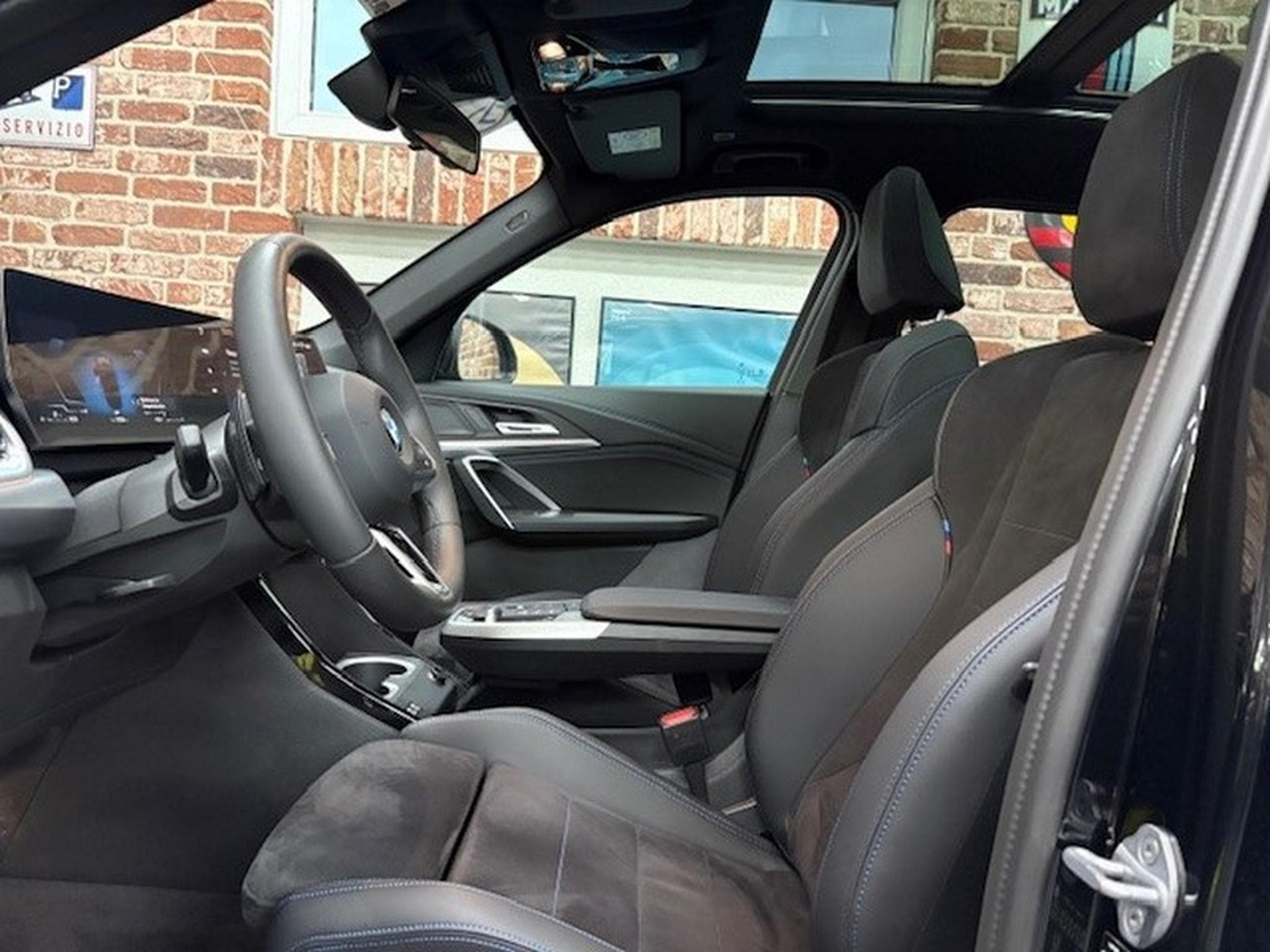 BMW X1 X1 23iA 2.0 218cv Auto xDrive M-SPORT (New Model) (2025) - Photo 5