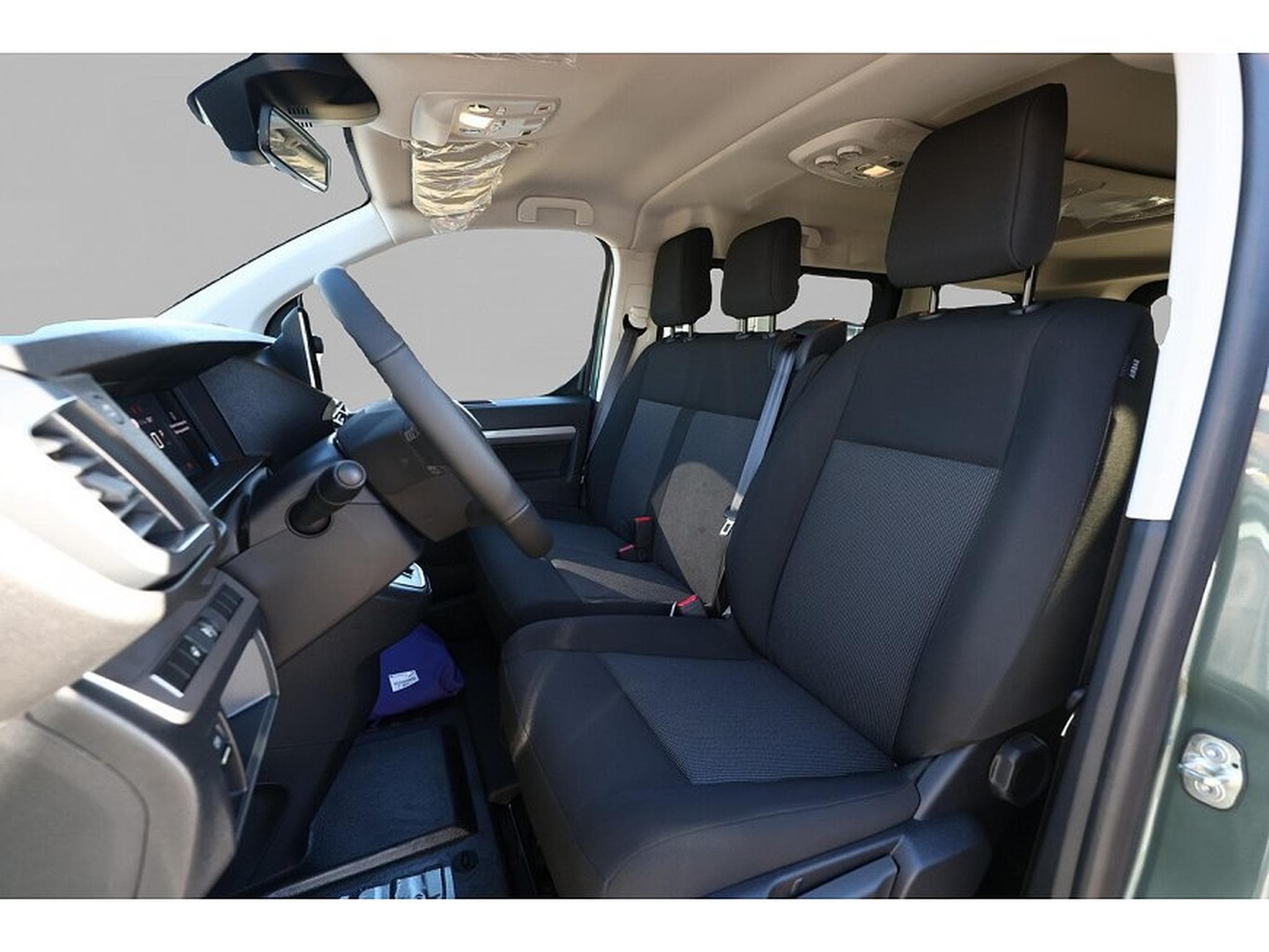 Peugeot Traveller (2025) - Photo 6