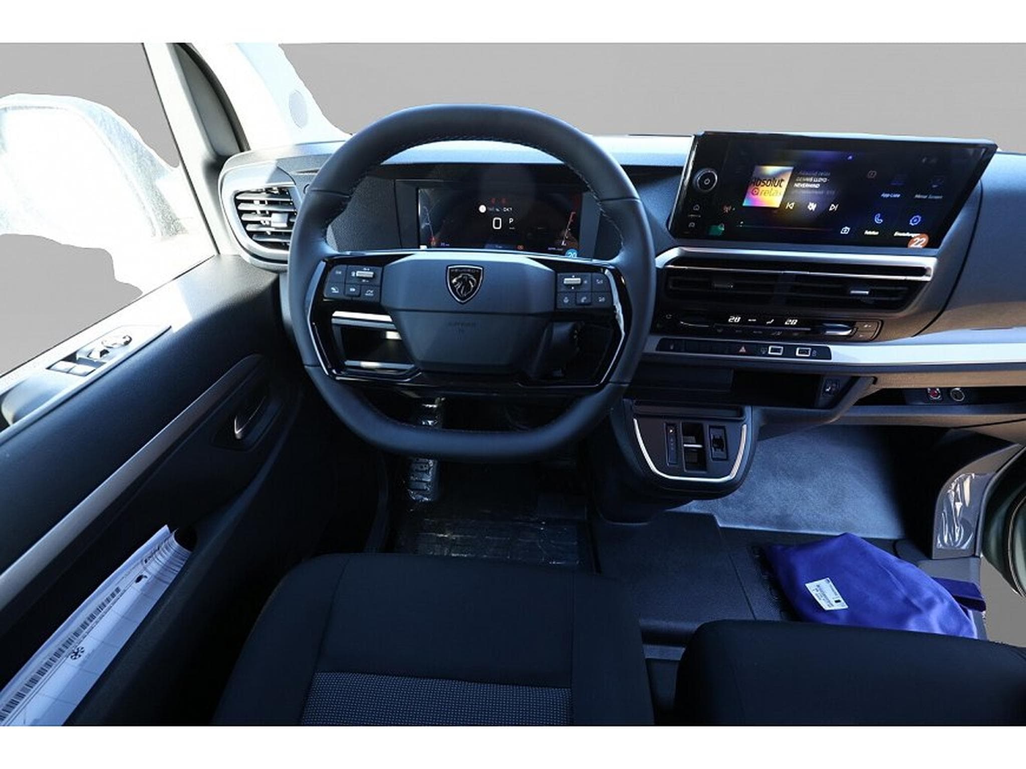 Peugeot Traveller (2025) - Photo 7