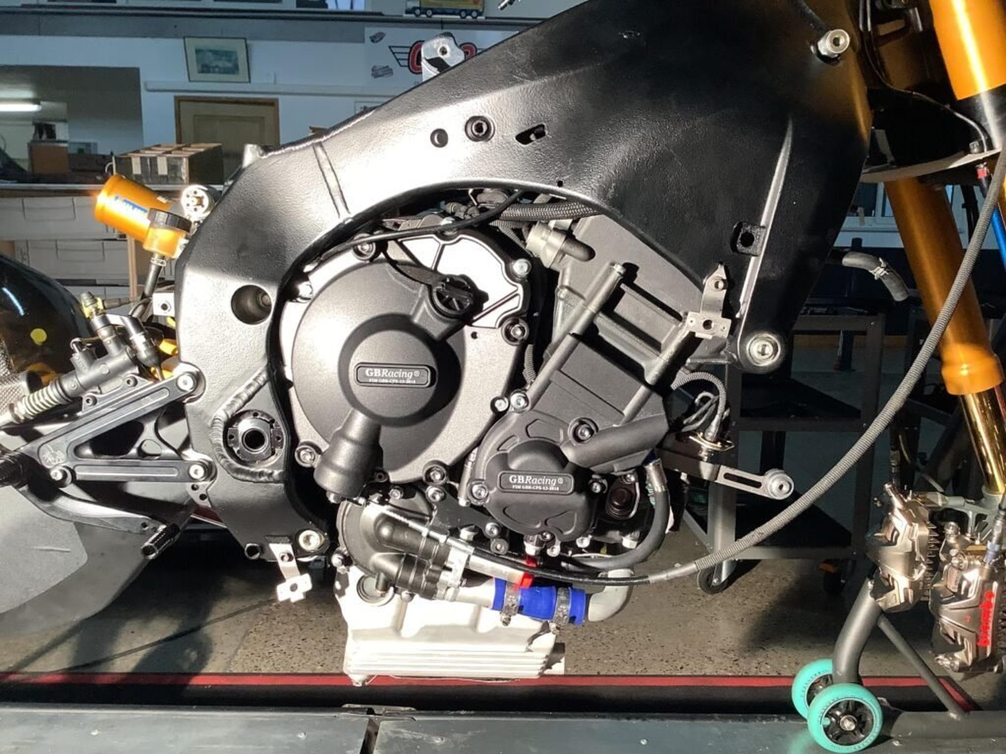 Yamaha YZF-R1 Mondial Superbike Magneti Marelli 2022 (2022) - Foto 11