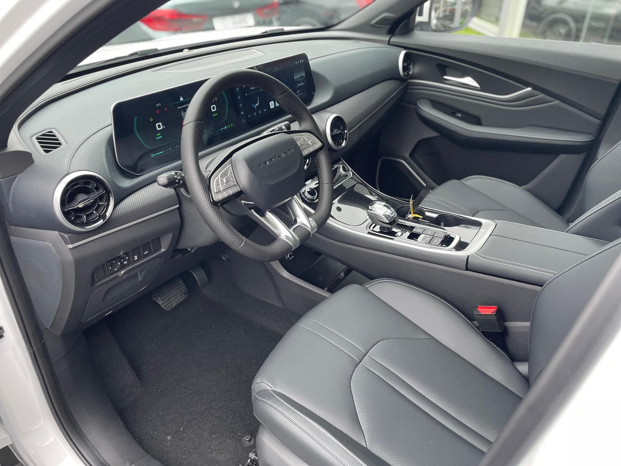 Forthing T5 EVO 1.5 Turbo HEV Hybride Auto Neuve (2027) - Photo 6