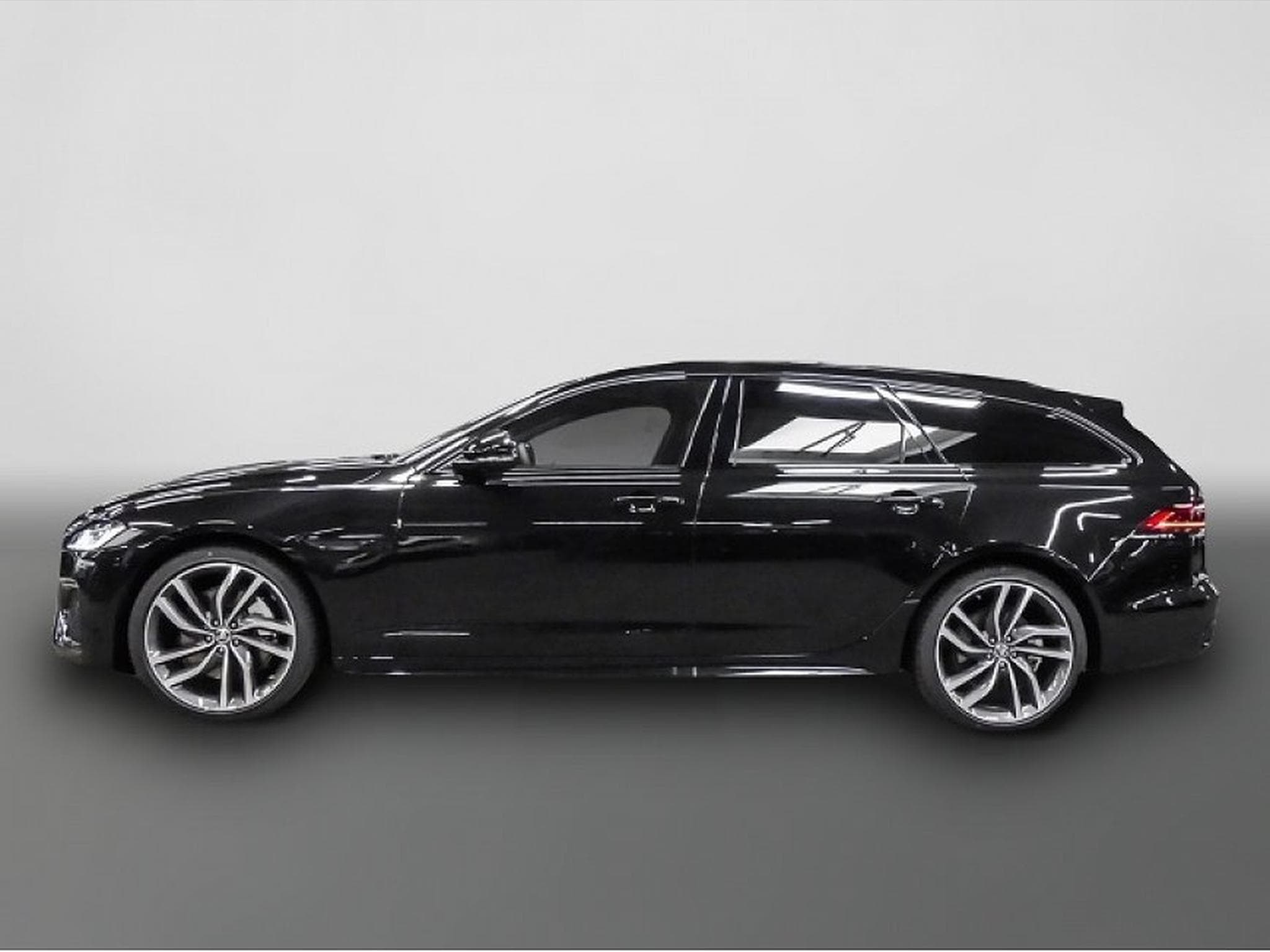 Jaguar XF (2023) - Photo 6