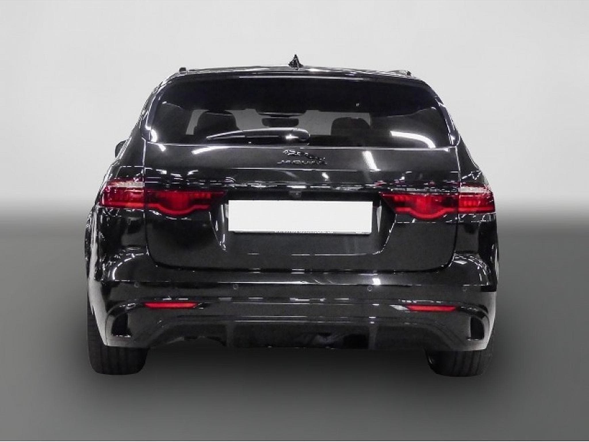 Jaguar XF (2023) - Photo 7