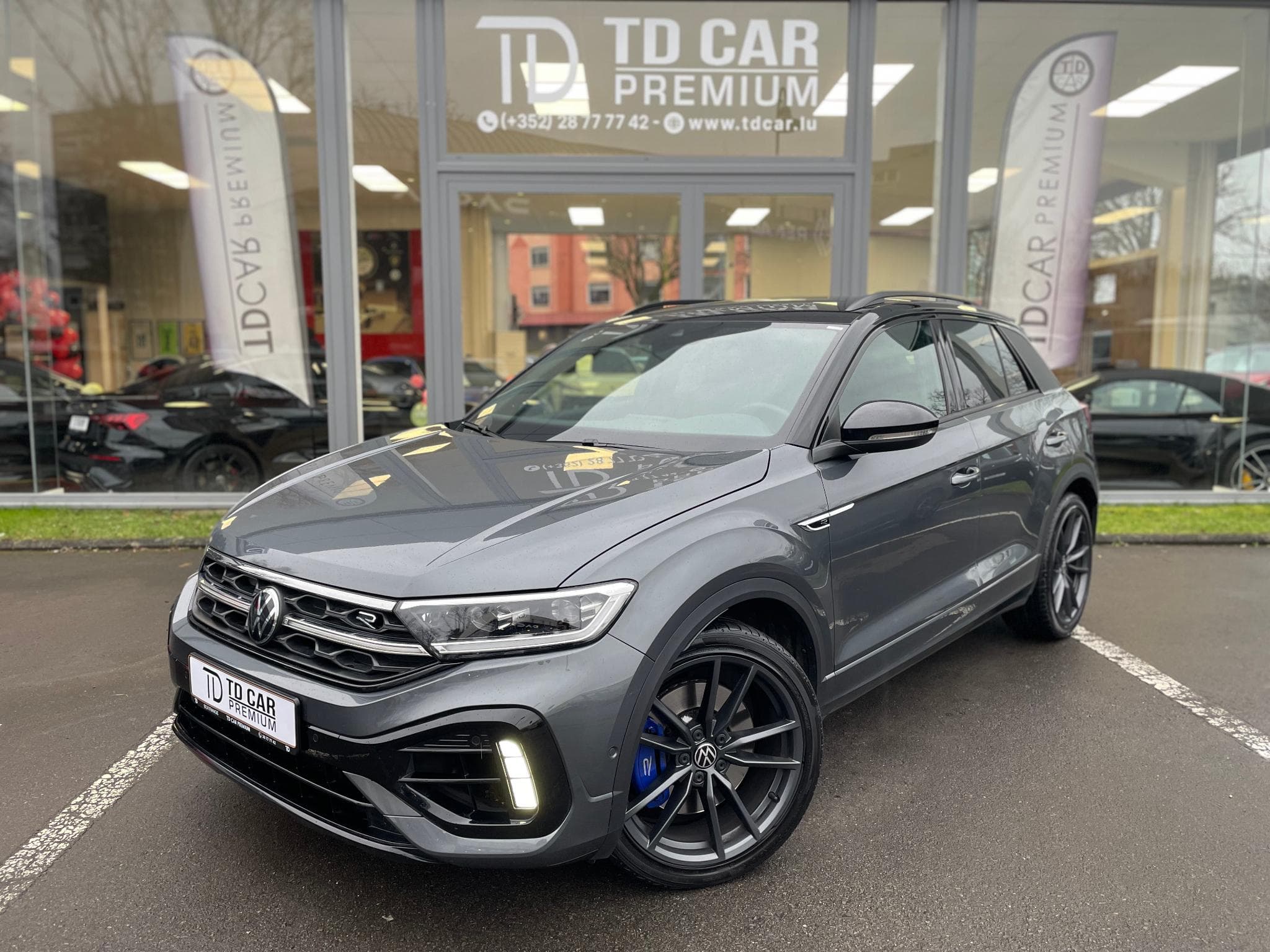 VW T-Roc 2.0 TSI R 4Motion DSG Akrapovic (2023) - Foto 1
