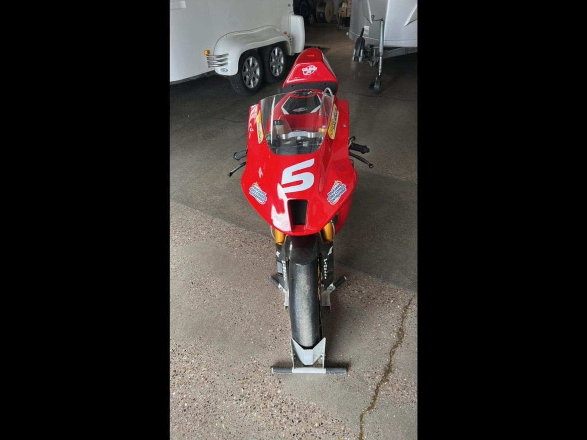 Honda CBR Moto2 MG Compétition (2010) - Photo 8