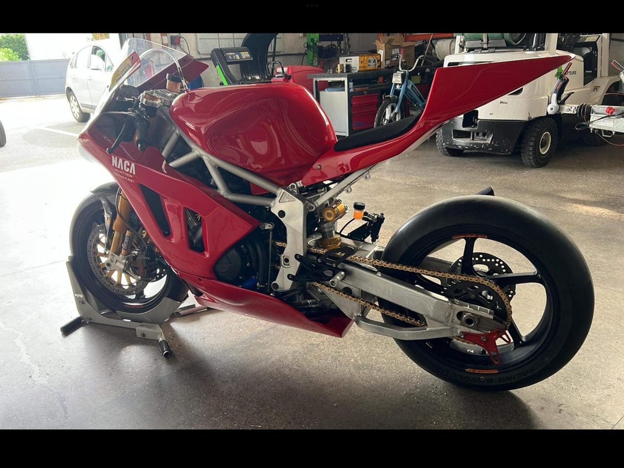 Honda CBR Moto2 MG Compétition (2010) - Photo 10