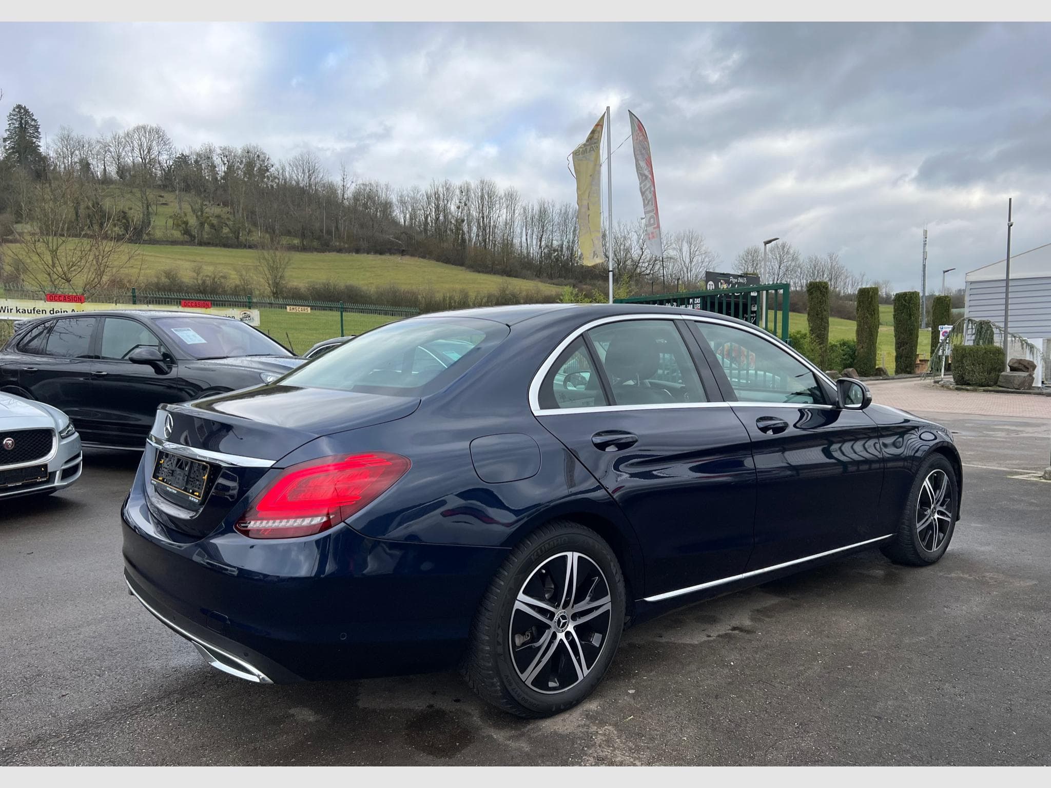 Mercedes C 200 C200d  9G-Tronic Avantgarde LED (2019) - Photo 4