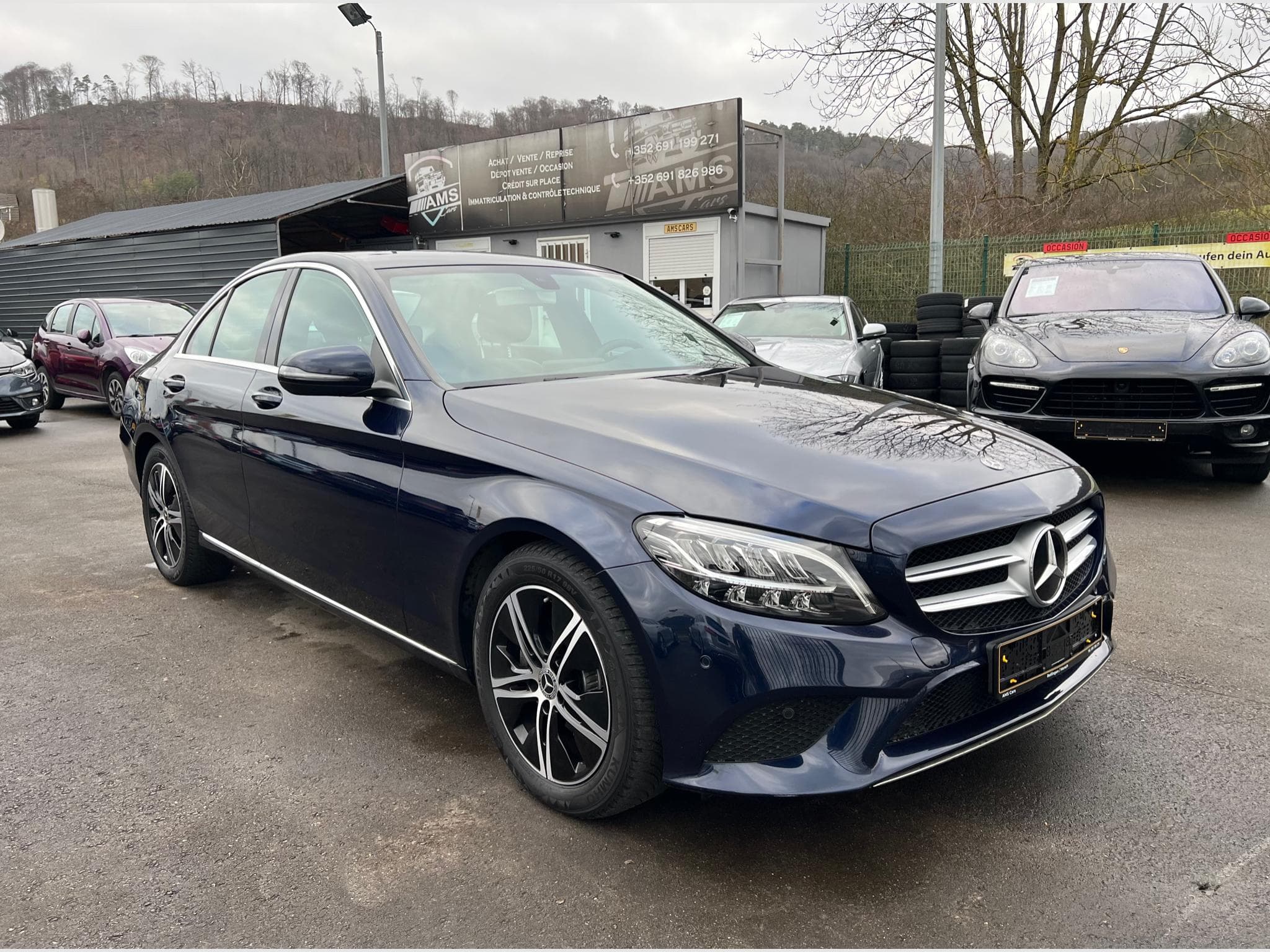 Mercedes C 200 C200d  9G-Tronic Avantgarde LED (2019) - Photo 3