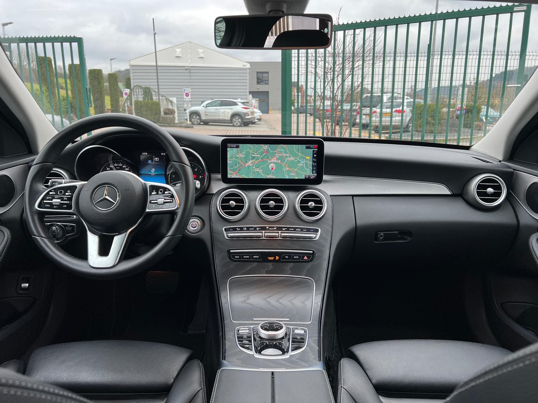 Mercedes C 200 C200d  9G-Tronic Avantgarde LED (2019) - Photo 8