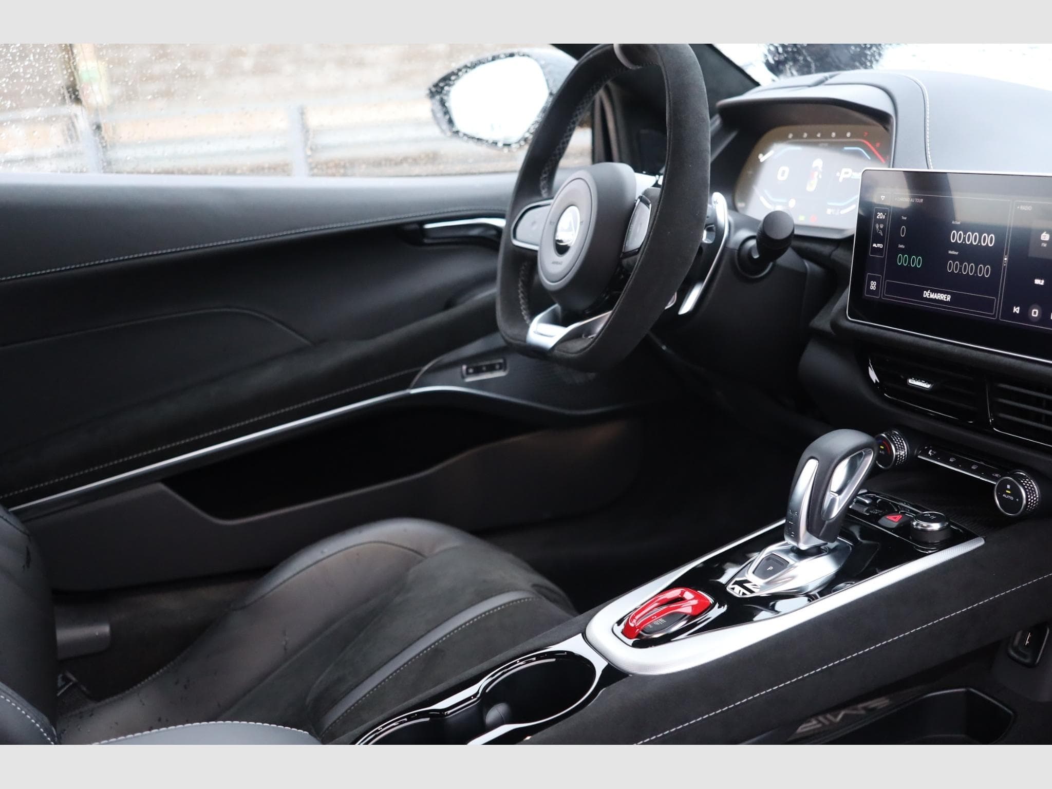 Lotus Emira Turbo SE (2025) - Foto 15