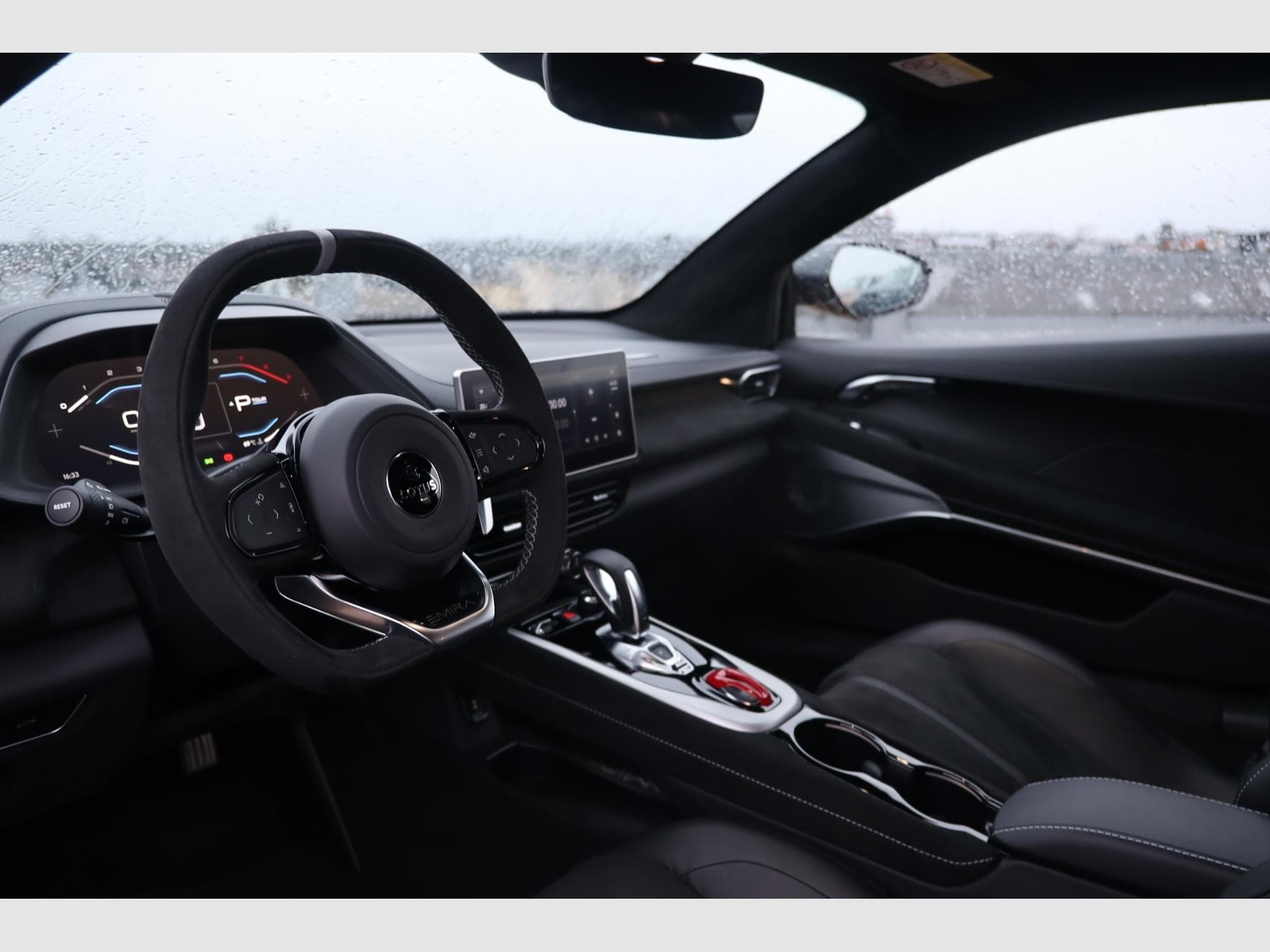 Lotus Emira Turbo SE (2025) - Foto 10