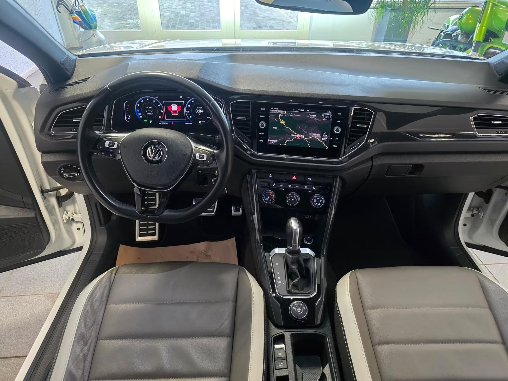 VW T-Roc 2.0 TSI Sport 4Motion (2018) - Foto 5