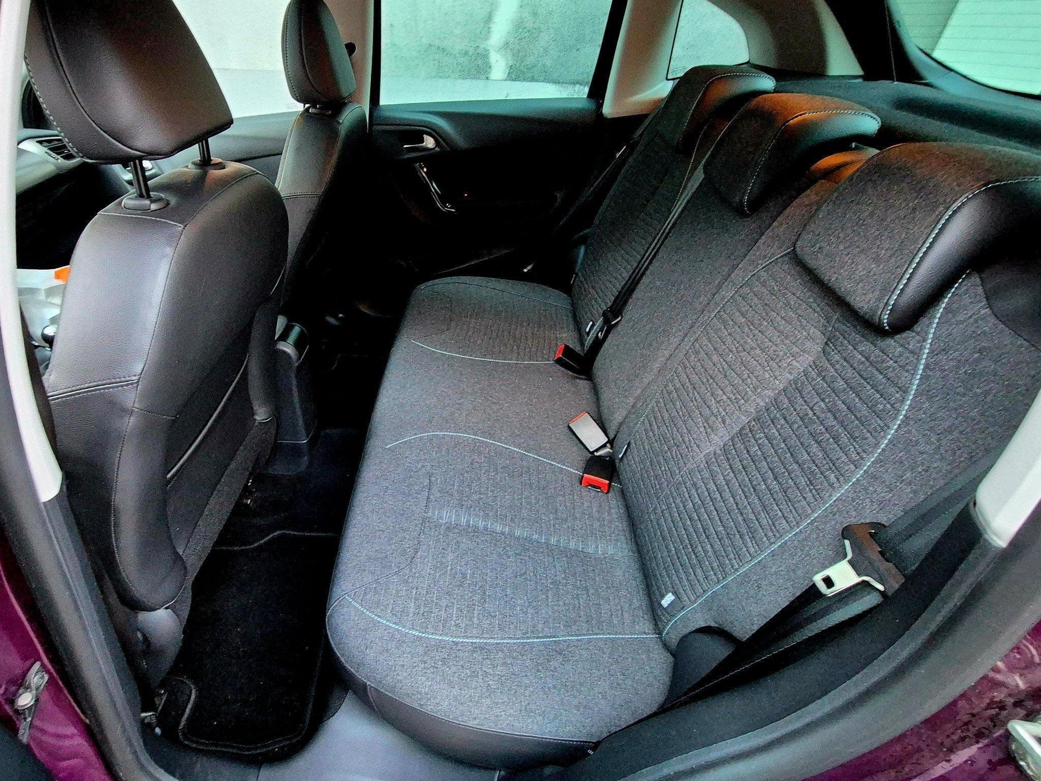 Citroën C3 1.2 Pure Tech Exclusive (2016) - Photo 10