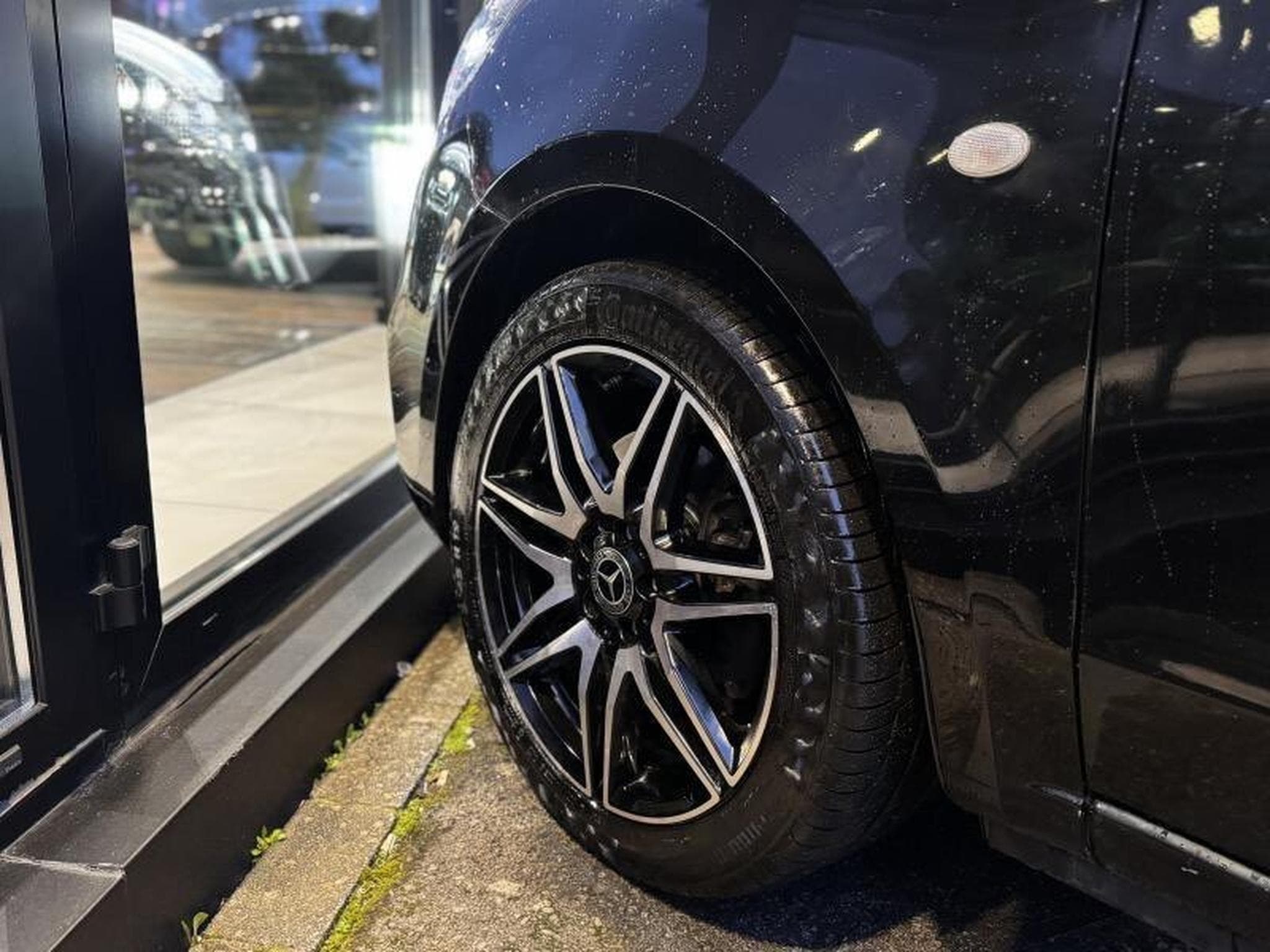 Mercedes Vito VIP CDI extra-long propul 2.0 L 136CV CDI (2023) - Foto 4