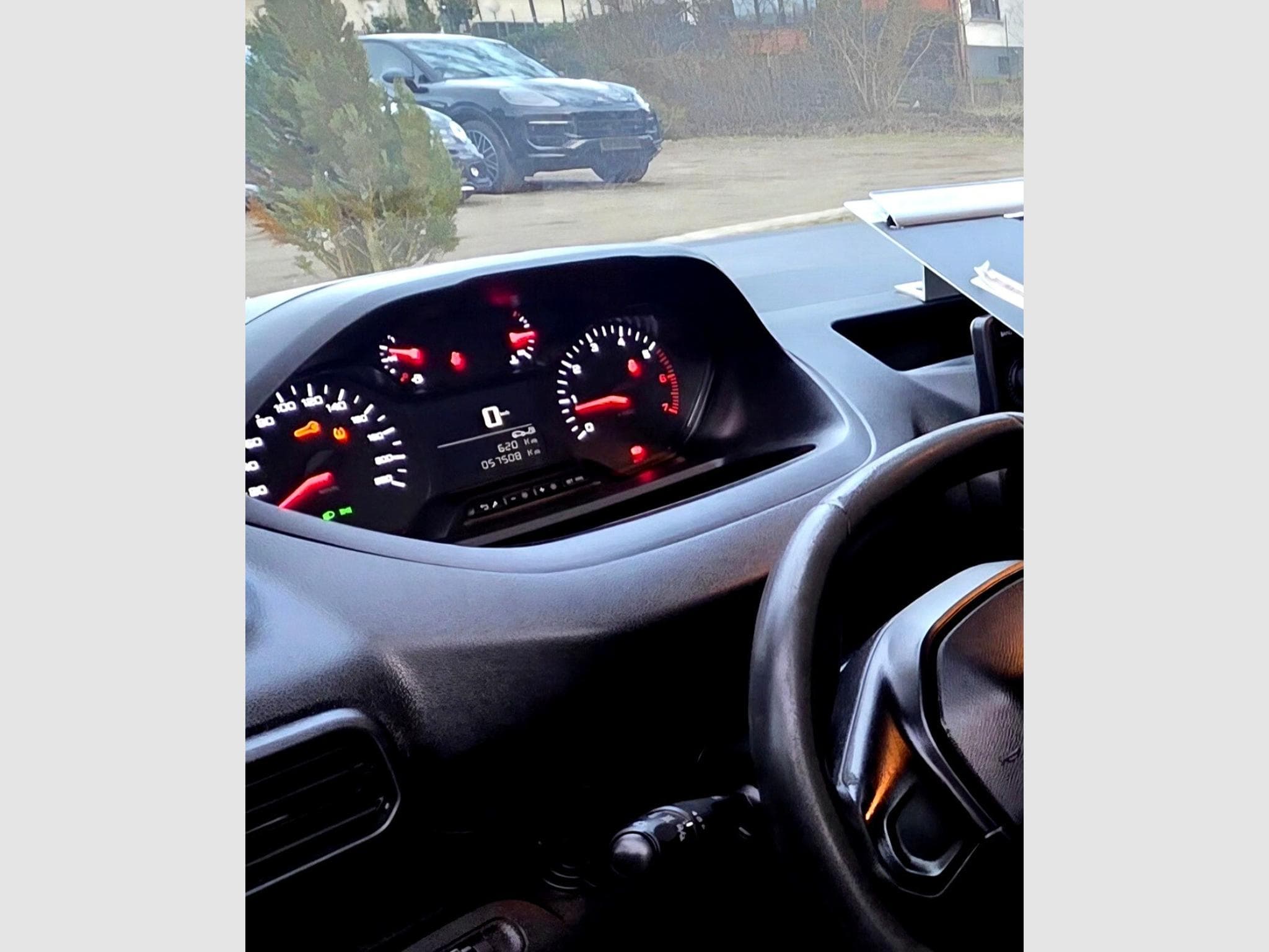 Peugeot Partner 1.5 HDI (2022) - Foto 4