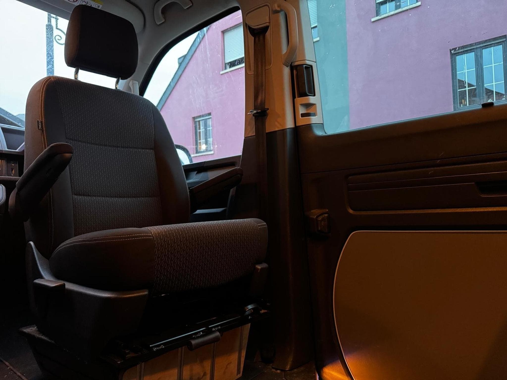 VW Multivan (2018) - Foto 11