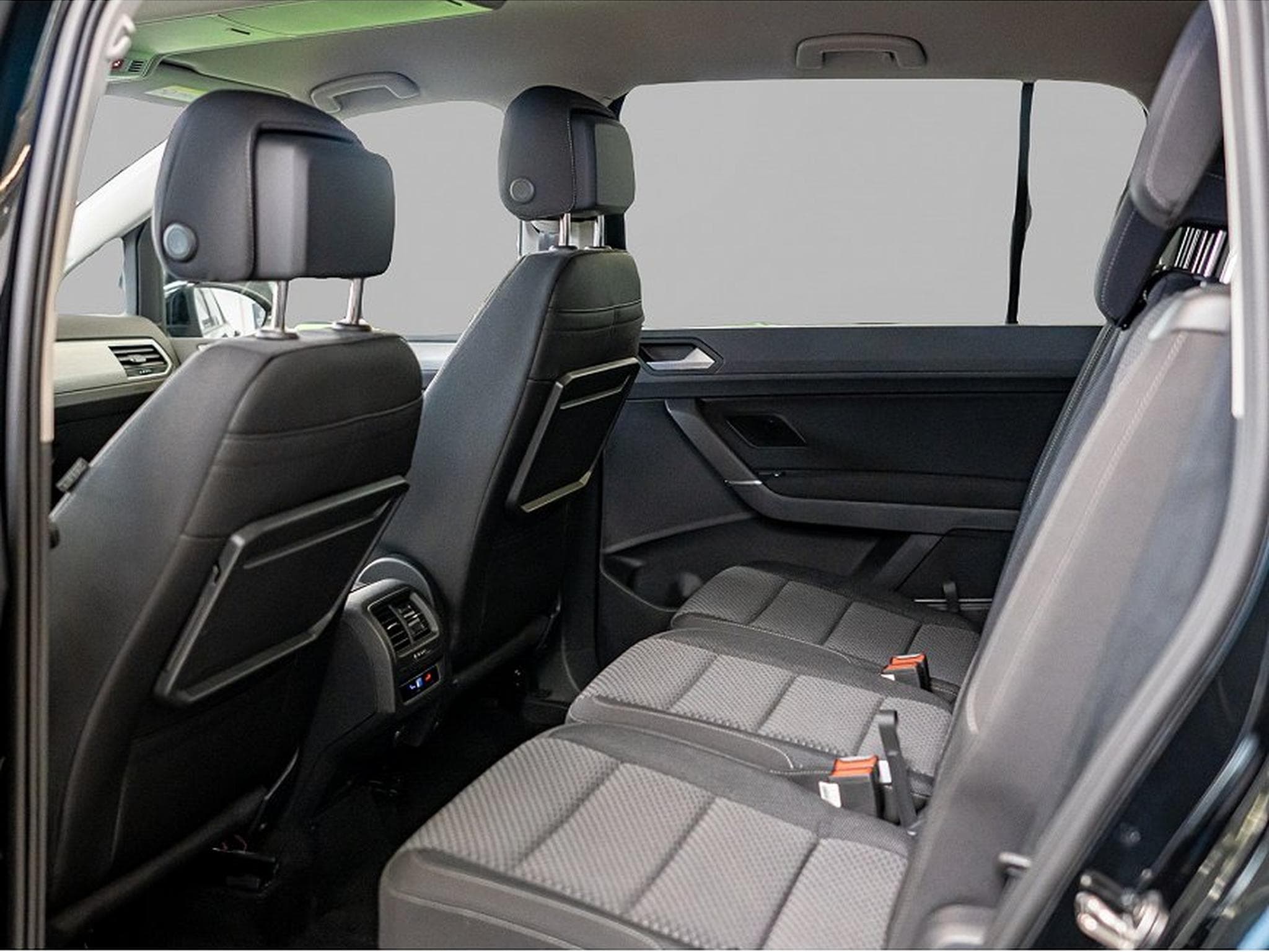 VW Touran (2026) - Foto 4