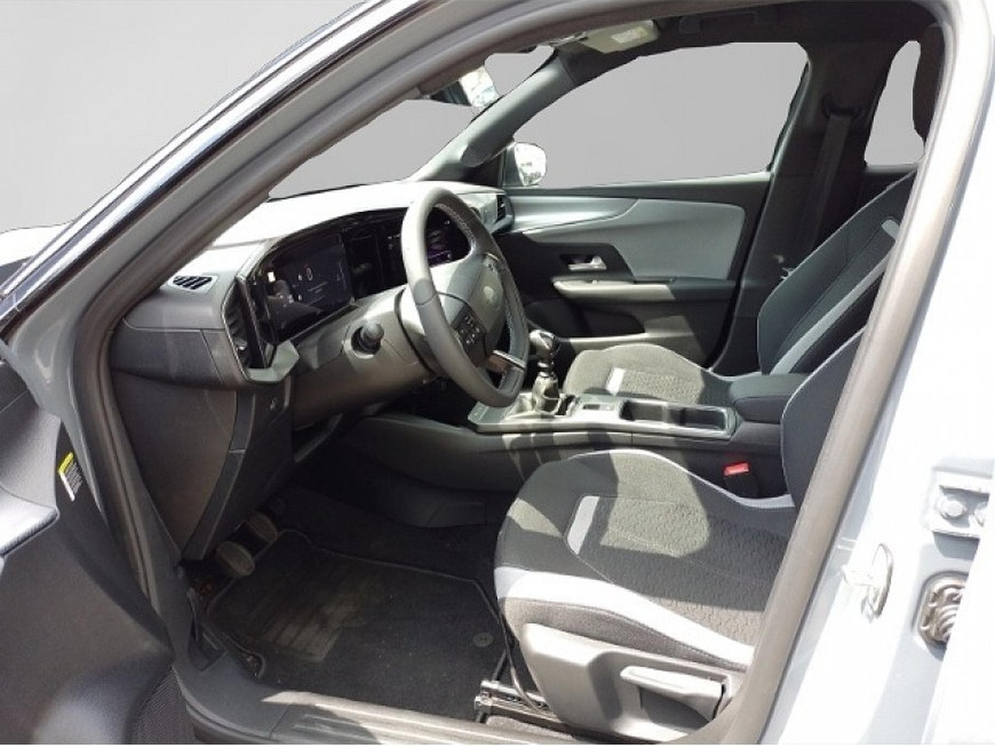 Opel Mokka (2024) - Photo 7