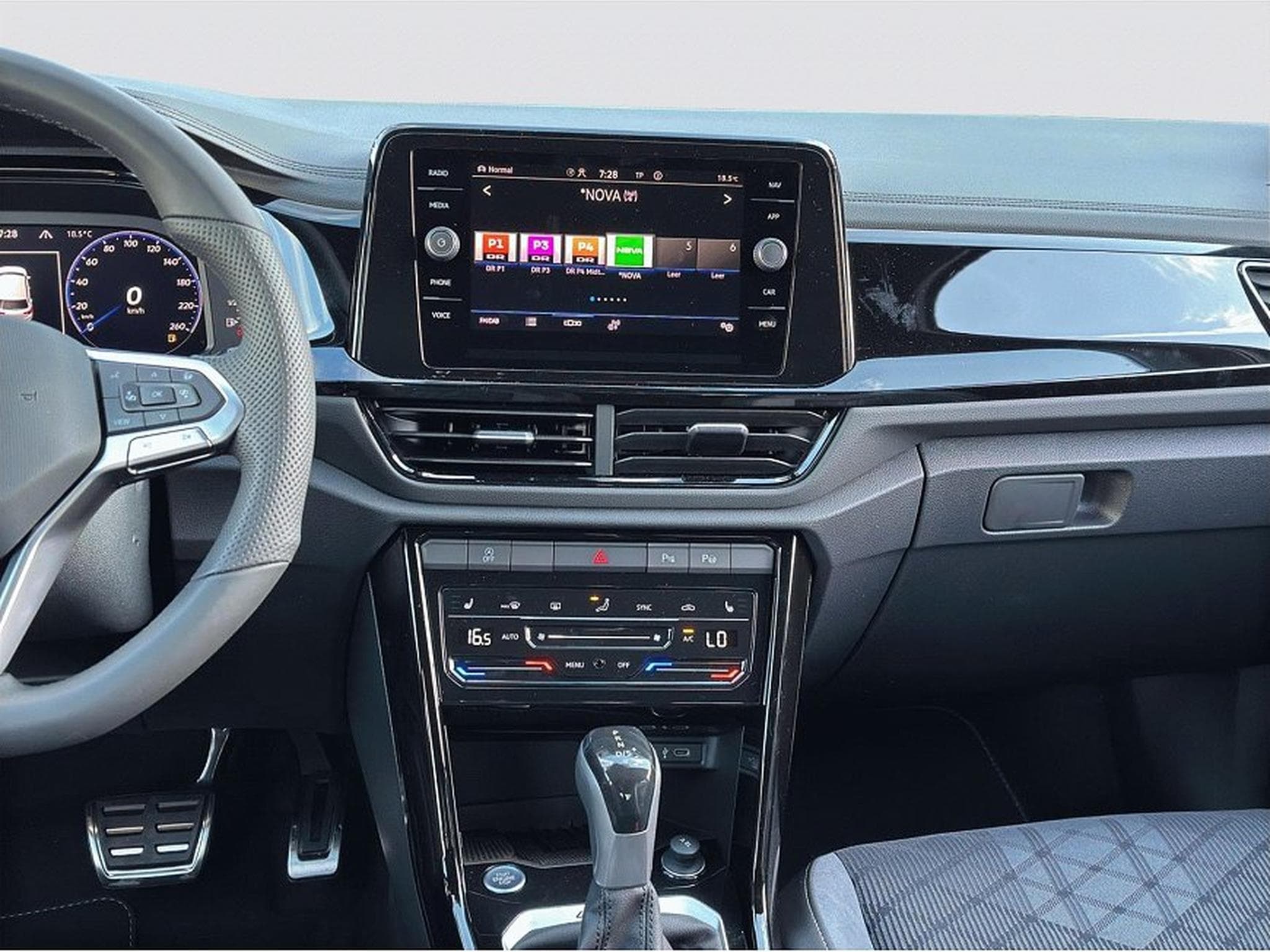 VW T-Roc (2025) - Foto 14