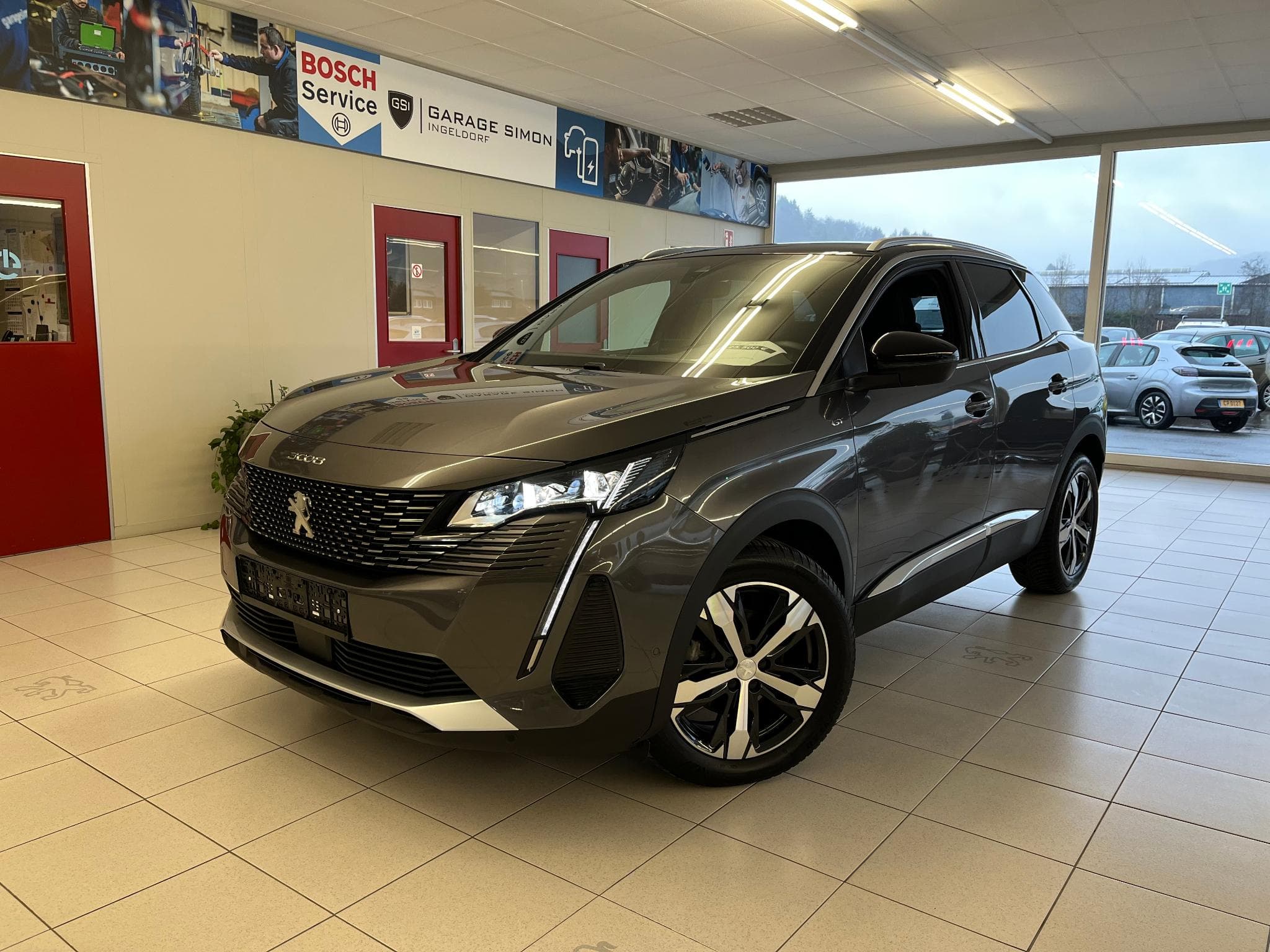 Peugeot 3008 GT 1.2 130 eat8 (2024) - Foto 1