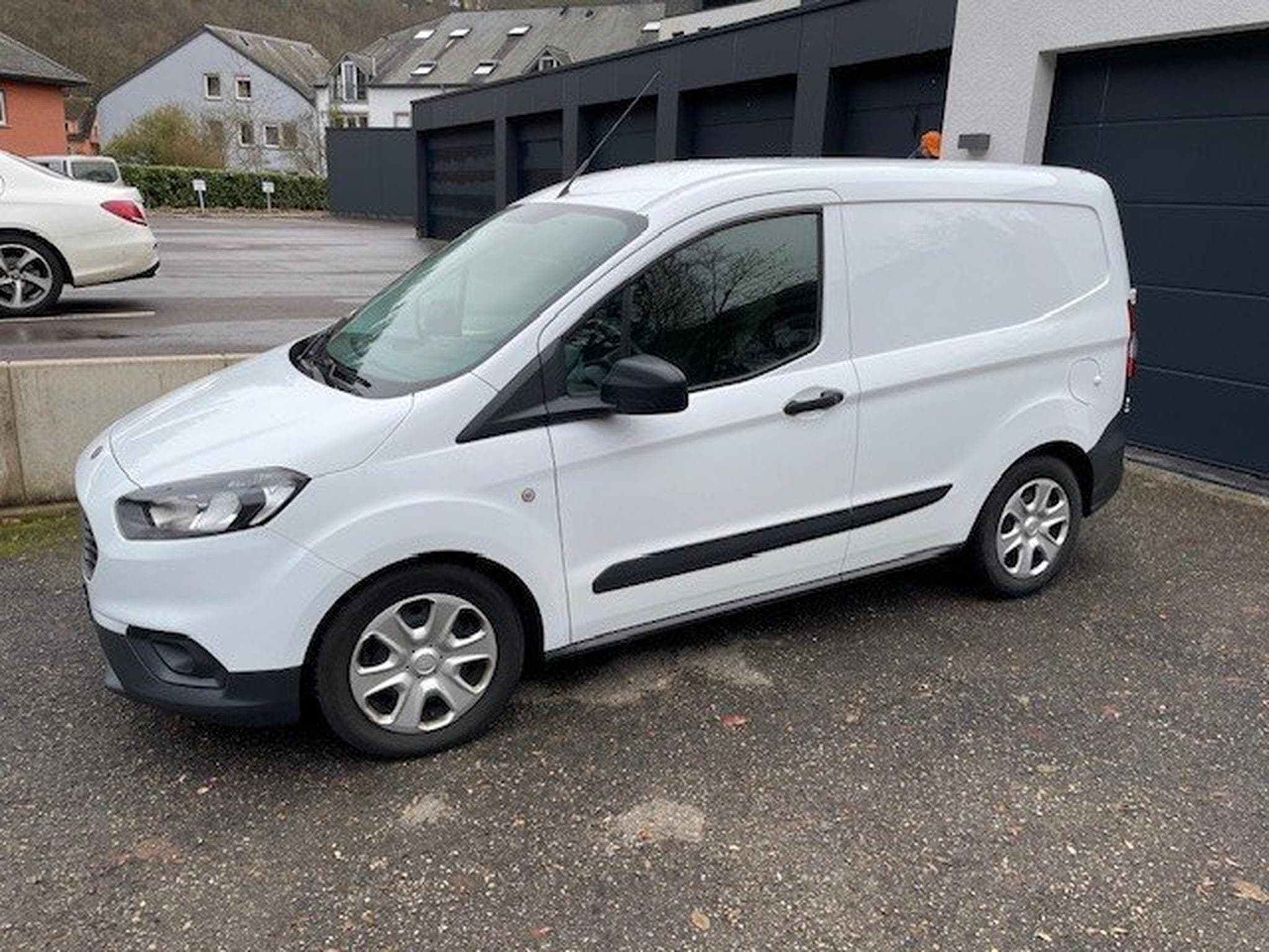 Ford Courrier Transit Courier (2021) - Photo 2