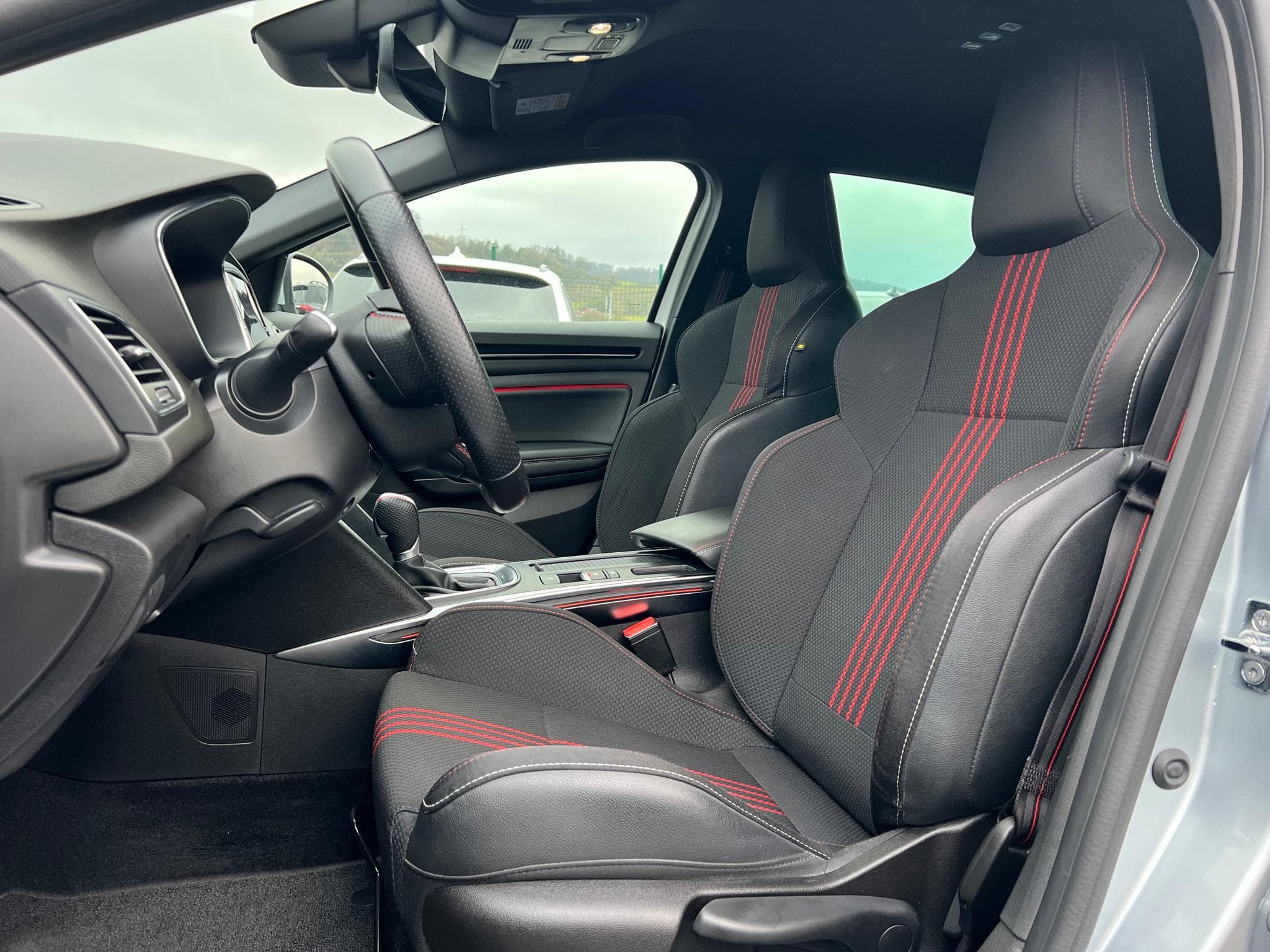 Renault Megane R.S Line TCe 160CV Auto. BOSE (2021) - Photo 14