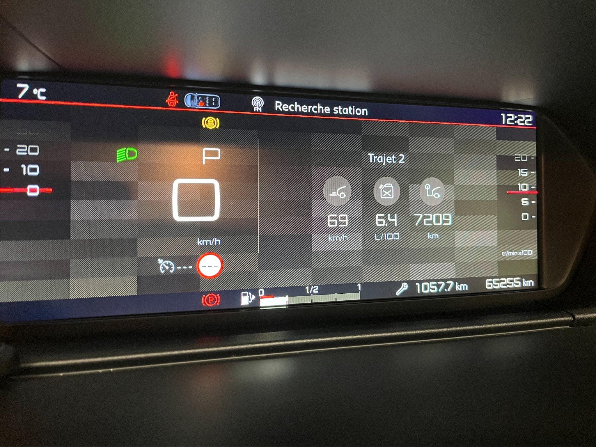 Citroën C4 Grand SpaceTourer 2.0 HDI   163CH   400 NM  8-Gang-Autom. (2022) - Photo 9