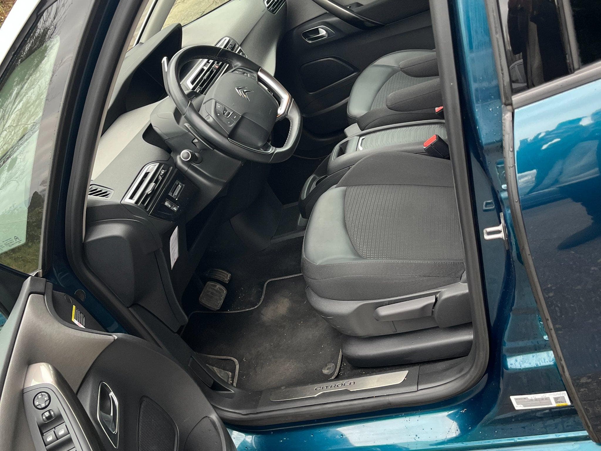 Citroën C4 Grand SpaceTourer 2.0 HDI   163CH   400 NM  8-Gang-Autom. (2022) - Photo 5