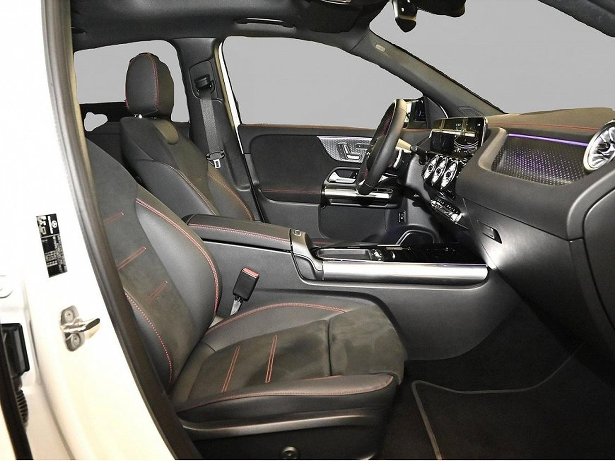 Mercedes EQA (2025) - Photo 2
