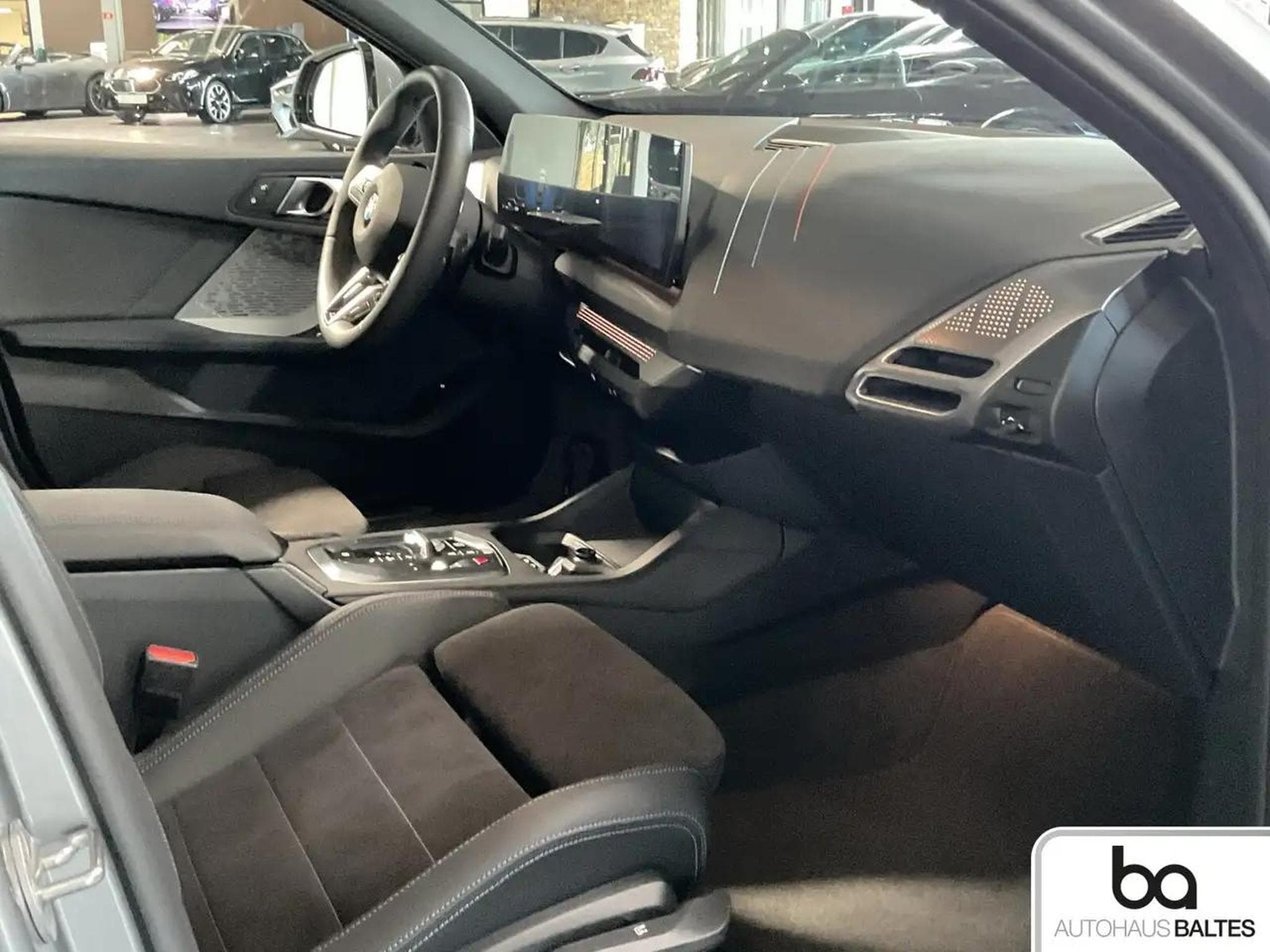 BMW 120 (2025) - Photo 6