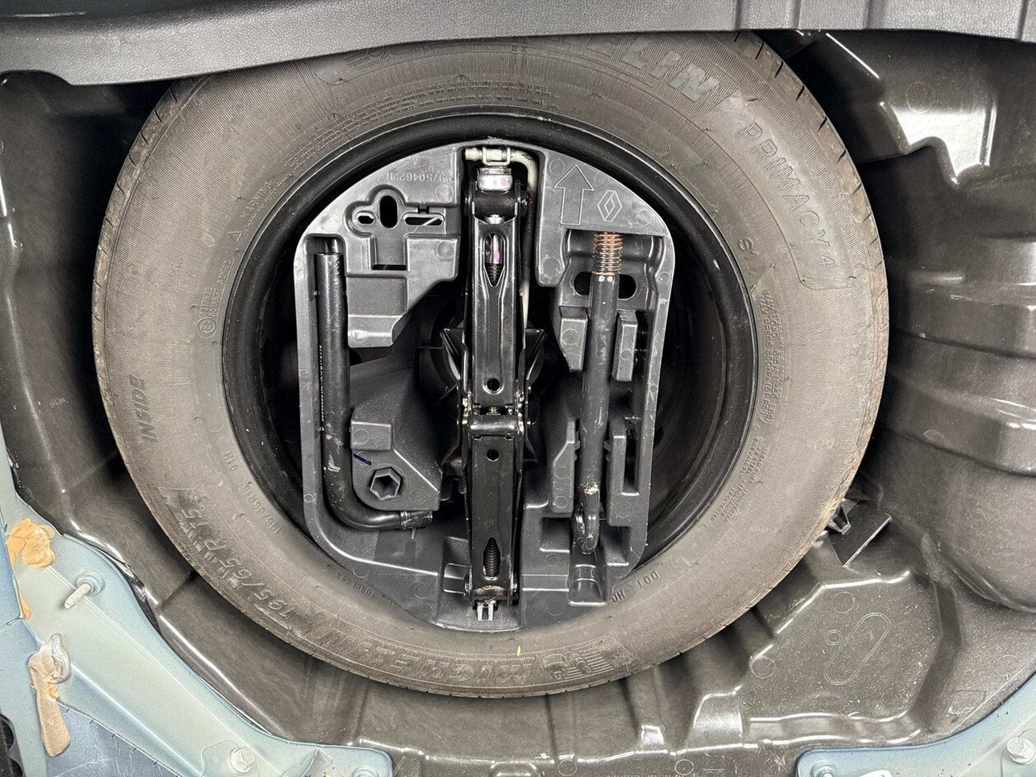 Renault Megane 1.3 TCE LIMITED EDC (2020) - Photo 12