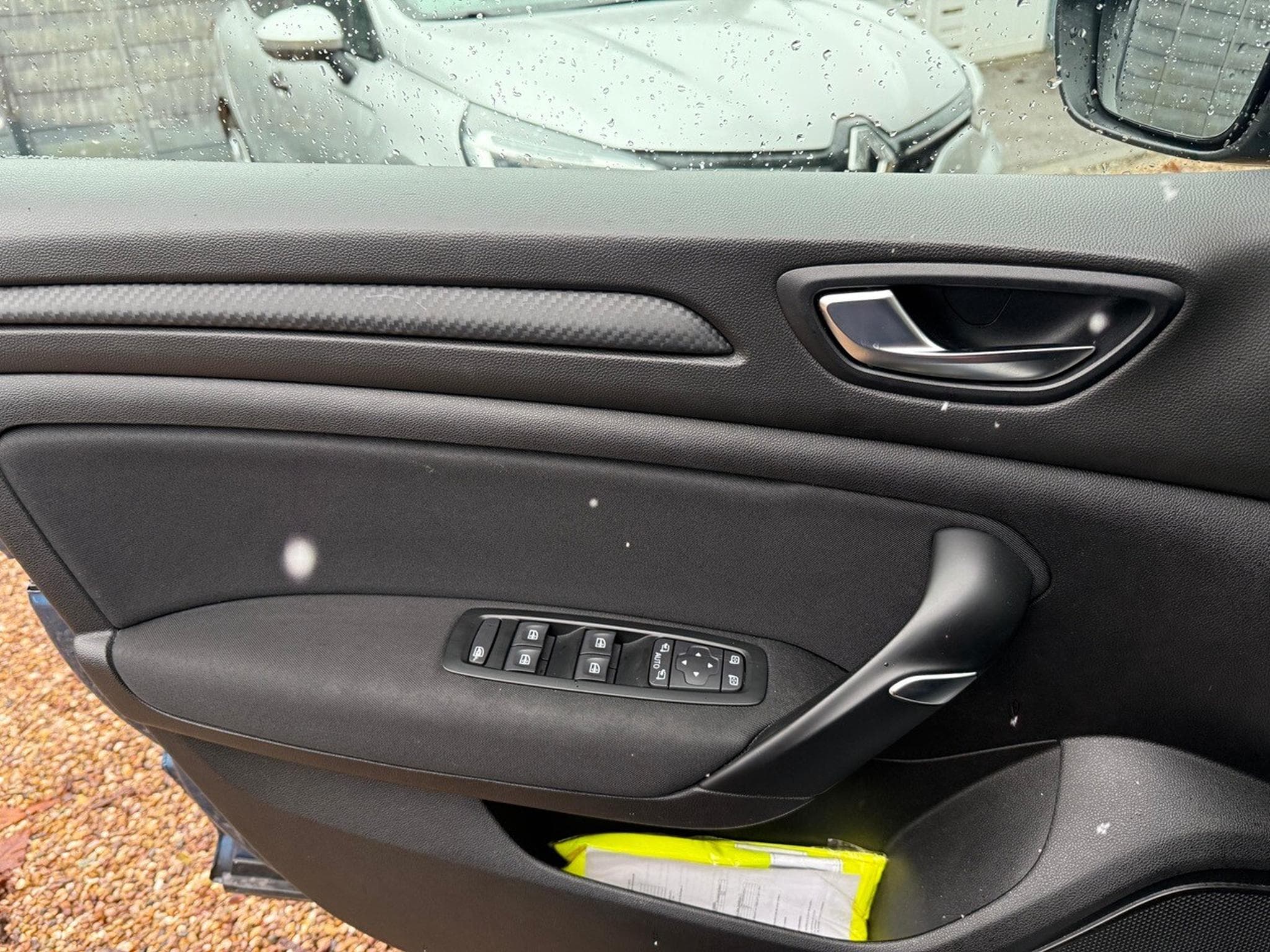 Renault Megane 1.3 TCE LIMITED EDC (2020) - Photo 14