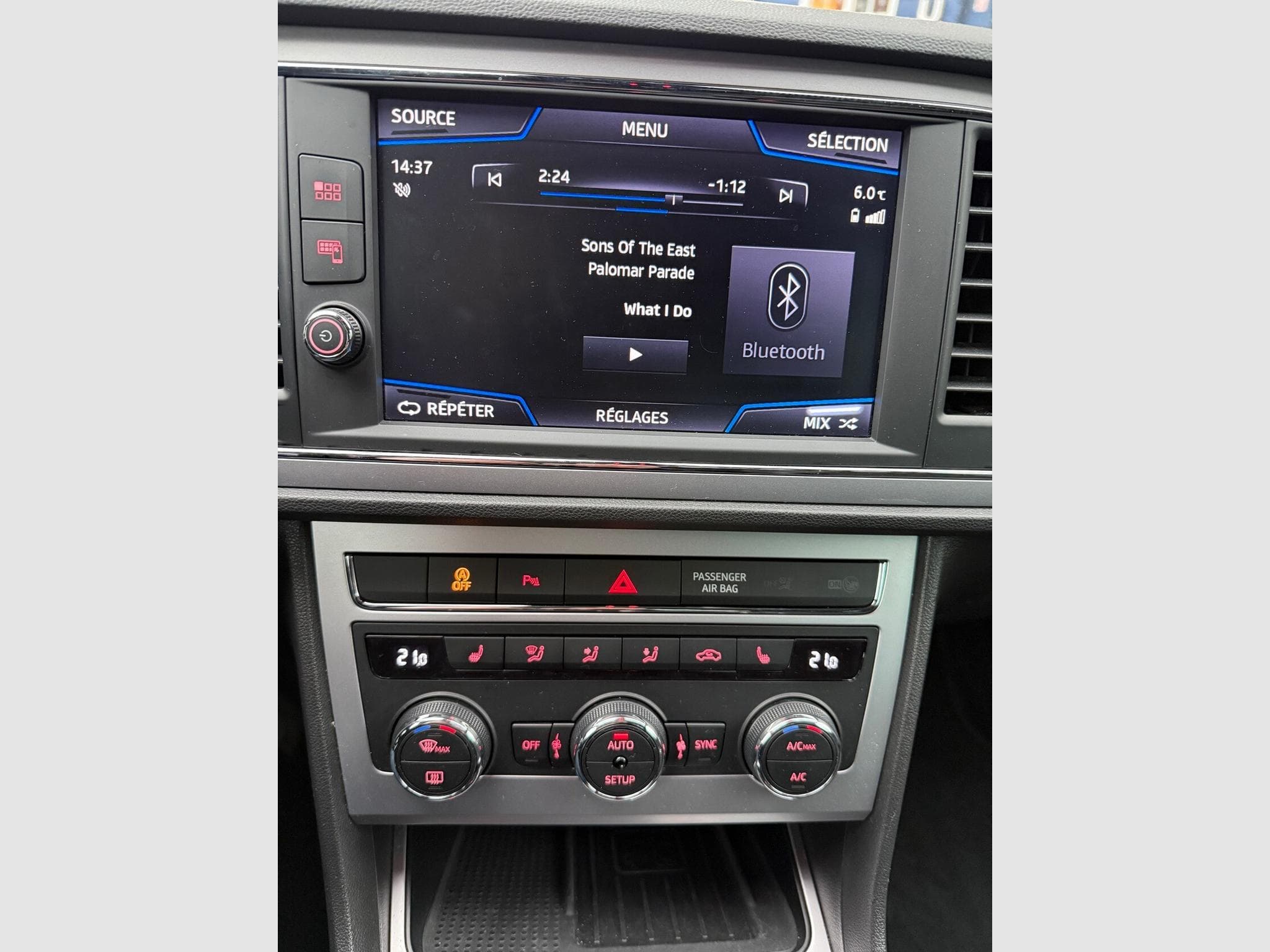 Seat Leon 1.5 TSI 150 XCELENCE DSG (2020) - Foto 7