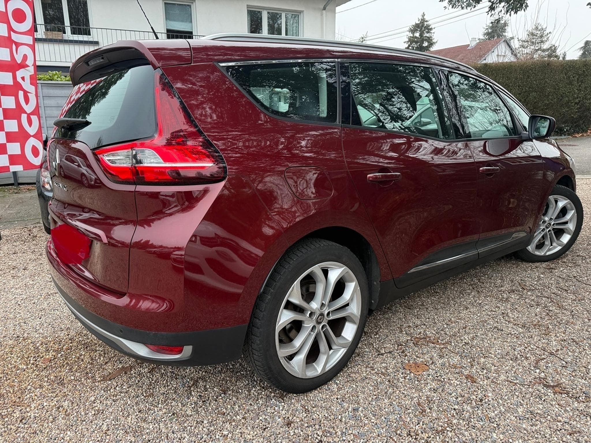 Renault Grand Scenic 1.3 TCE 115 INTENS 5 PL (2020) - Foto 4