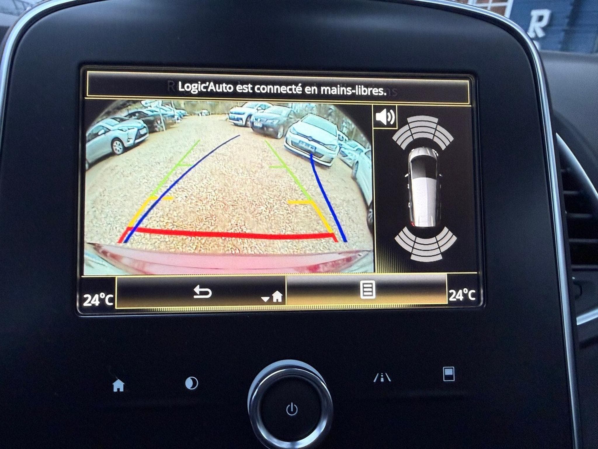 Renault Grand Scenic 1.3 TCE 115 INTENS 5 PL (2020) - Foto 8