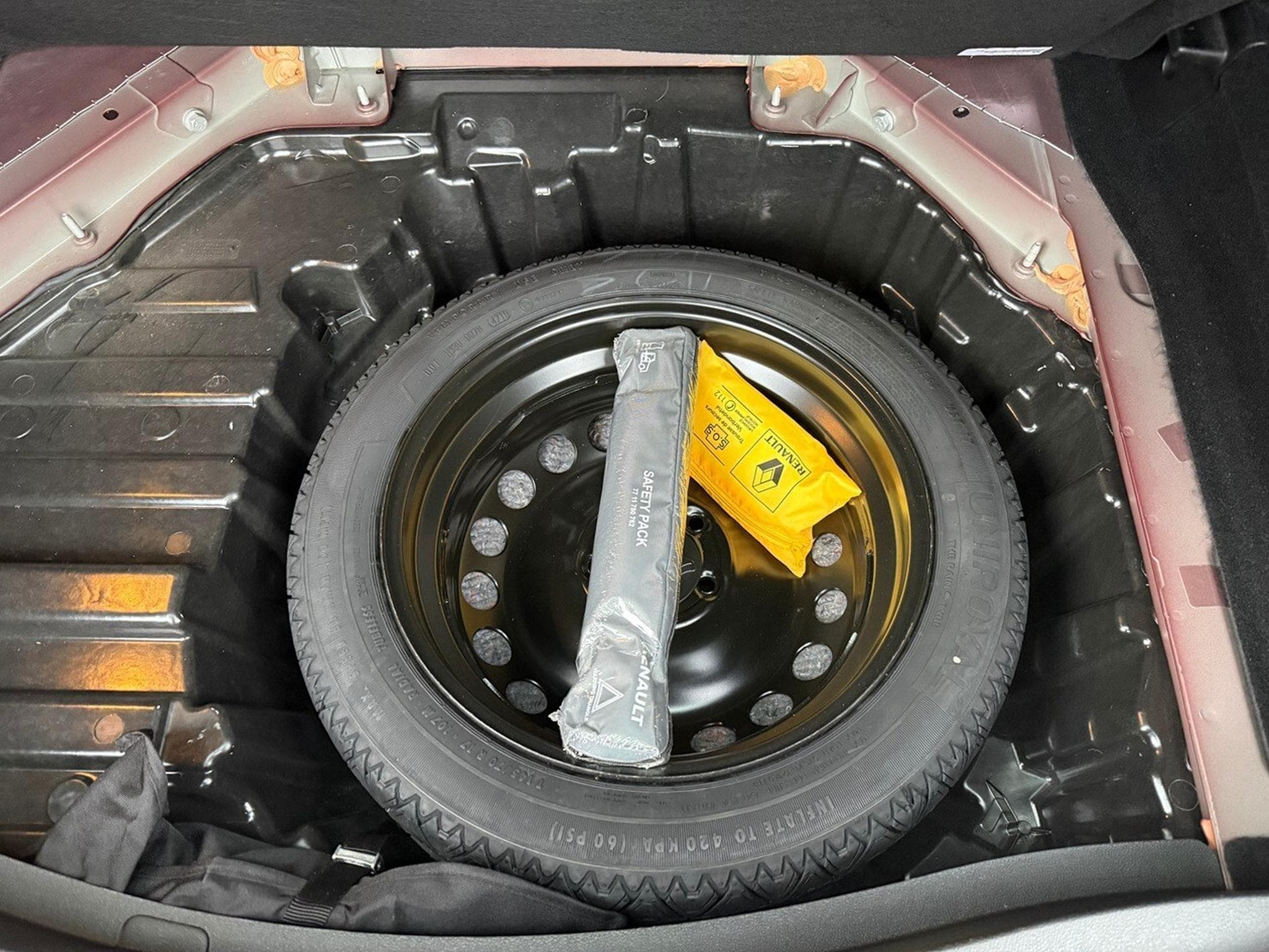 Renault Grand Scenic 1.3 TCE 115 INTENS 5 PL (2020) - Foto 11