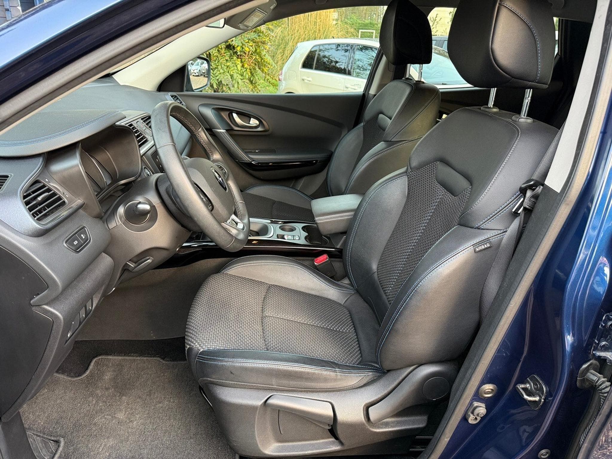 Renault Kadjar 1.5 Blue dCi 115ch Wave EDC (2019) - Foto 9