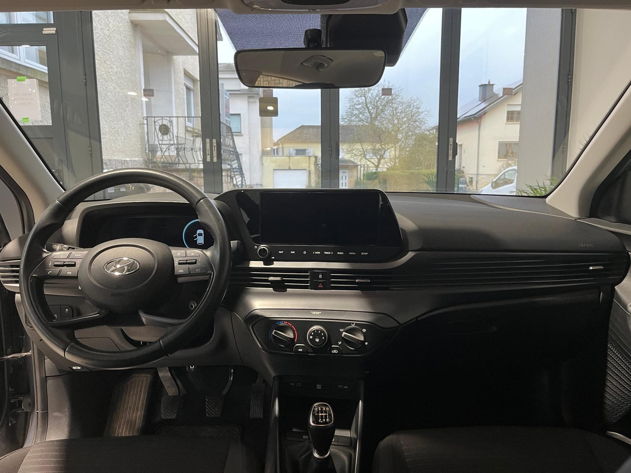 Hyundai i20 1.0 T-GDI 48V TECHNO (2021) - Photo 12