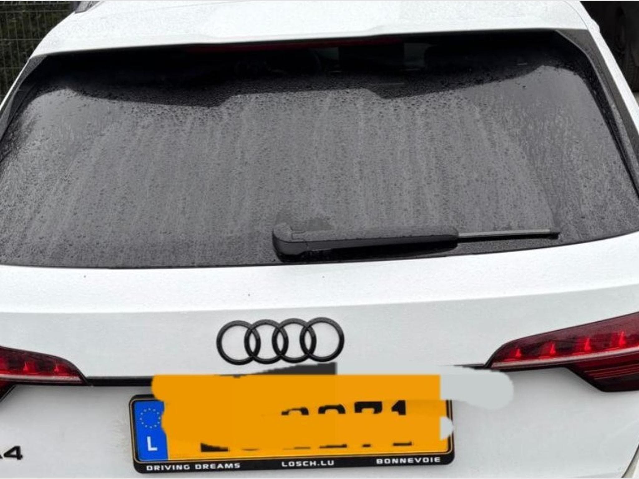 Audi A4 Audi 4avant S LINE (2023) - Photo 2