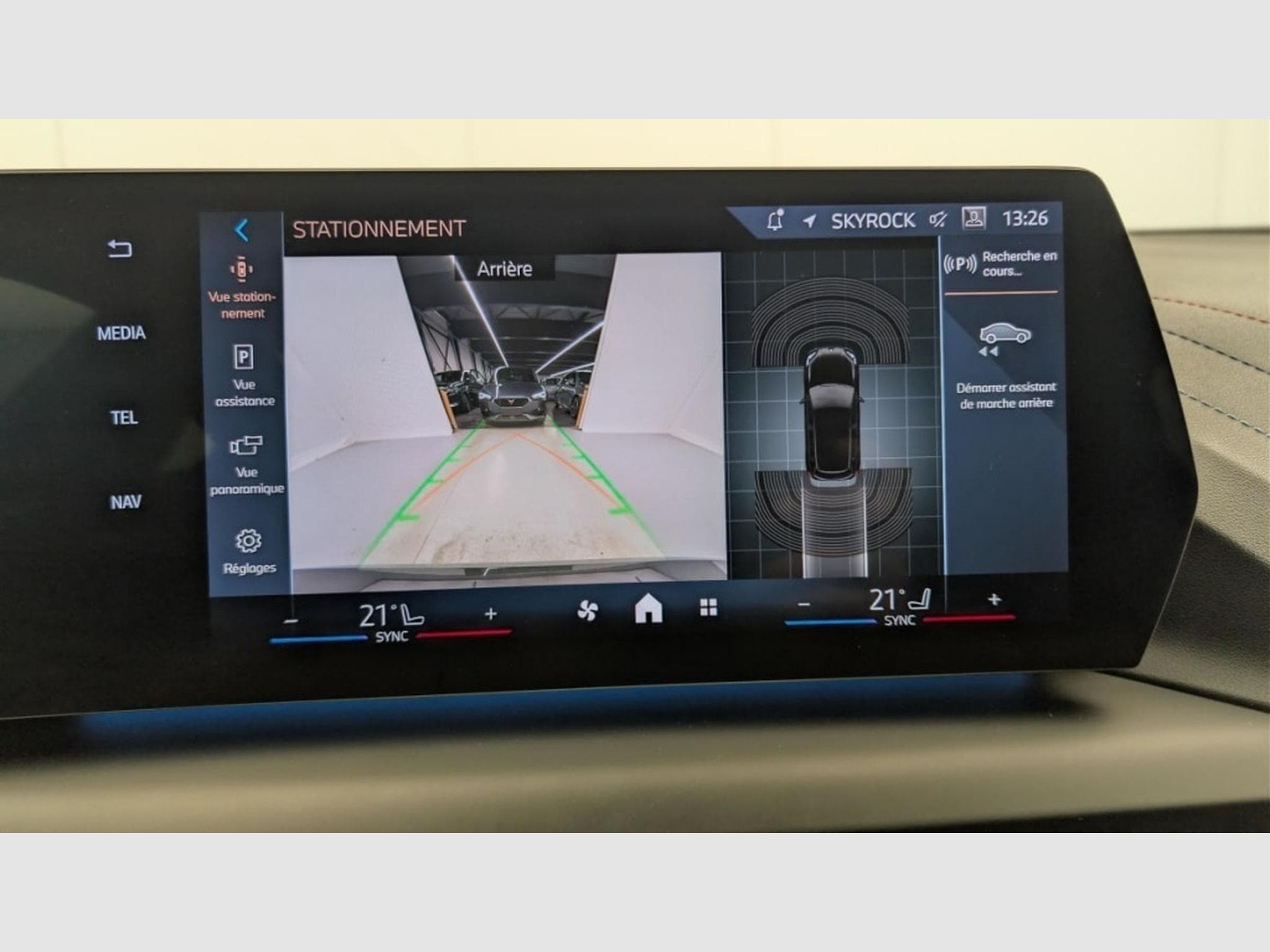 BMW 120 120d 163 cv pack M (2025) - Foto 9